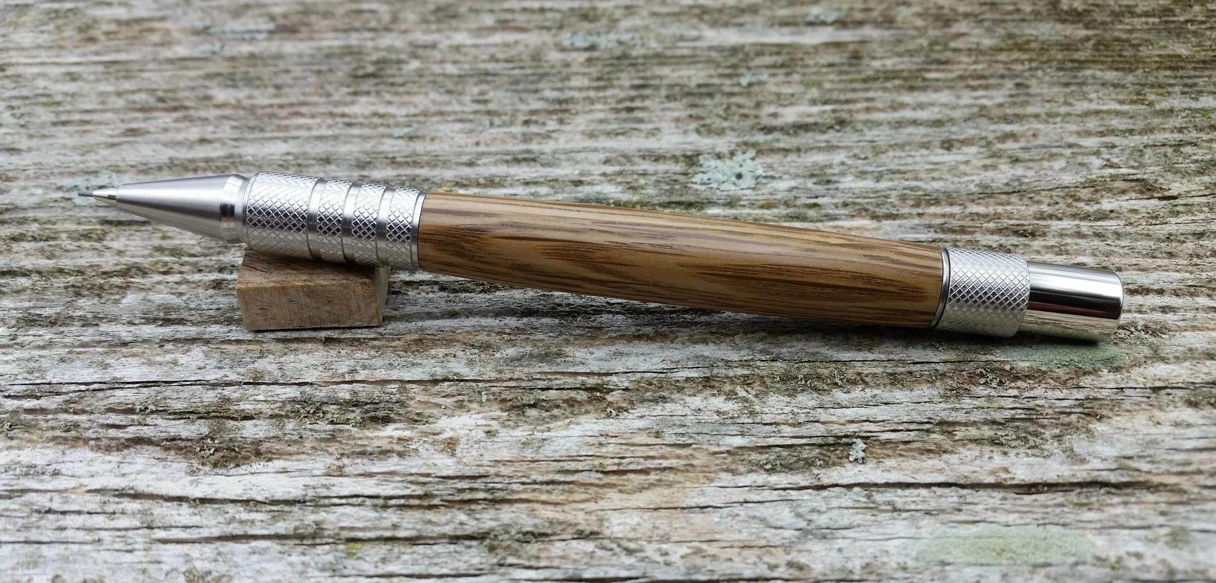 Parus Pen pencil with solid stainless steel and Jack Daniel's oak rear view