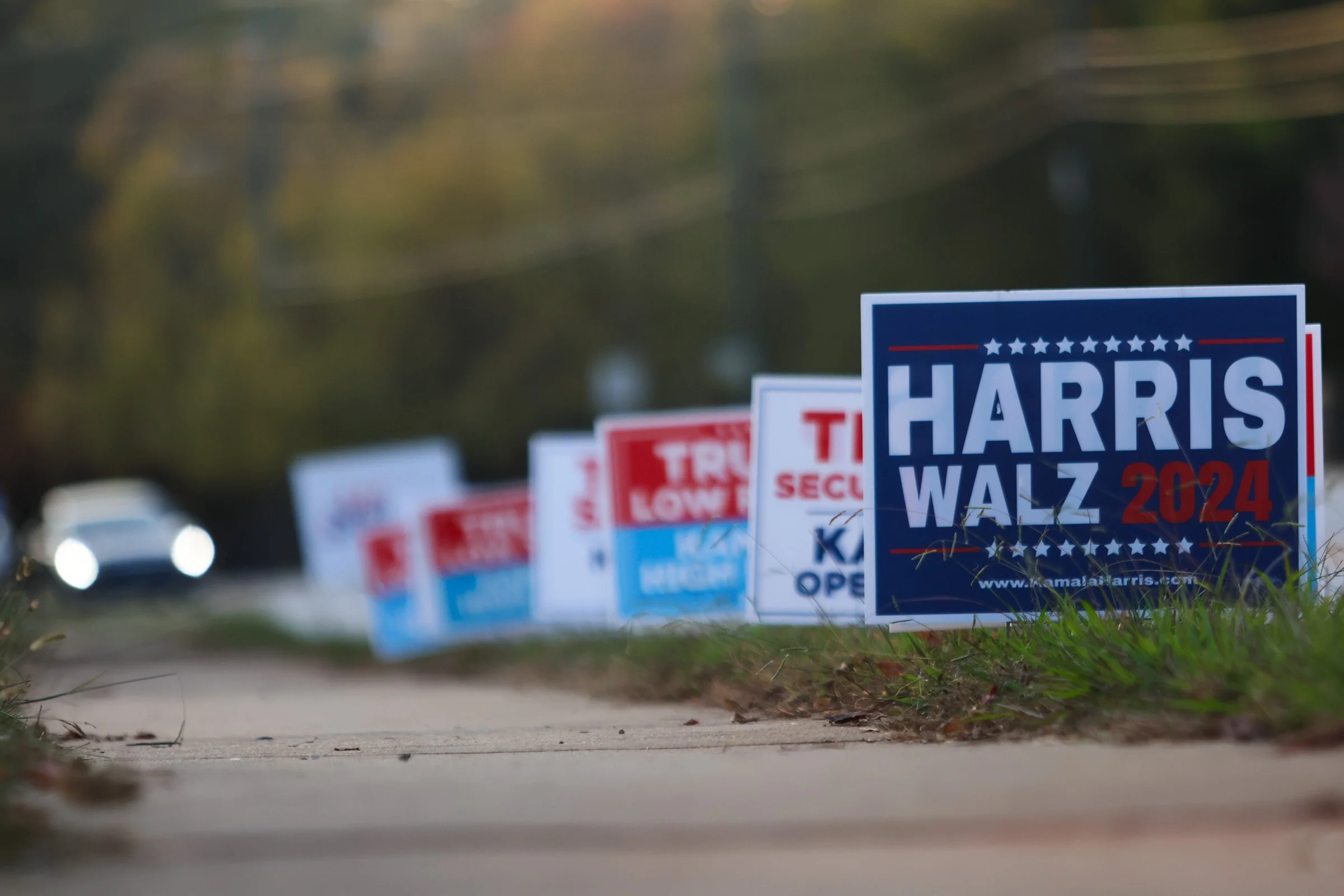 Image of political signage outside of Oglethorpe Elementary School in Athens, Georgia, on Tuesday, Nov. 5, 2024. (Photo/Kaleb Tatum)