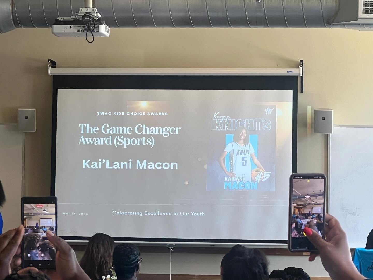 Huge congratulations to our EO student KaiLani on winning the Game Changer Award at yesterday&rsquo;s S.W.A.G. Kids Choice Awards! 🏆✨

We&rsquo;re so proud of you and all the amazing things you continue to accomplish. Keep shining and making a posit