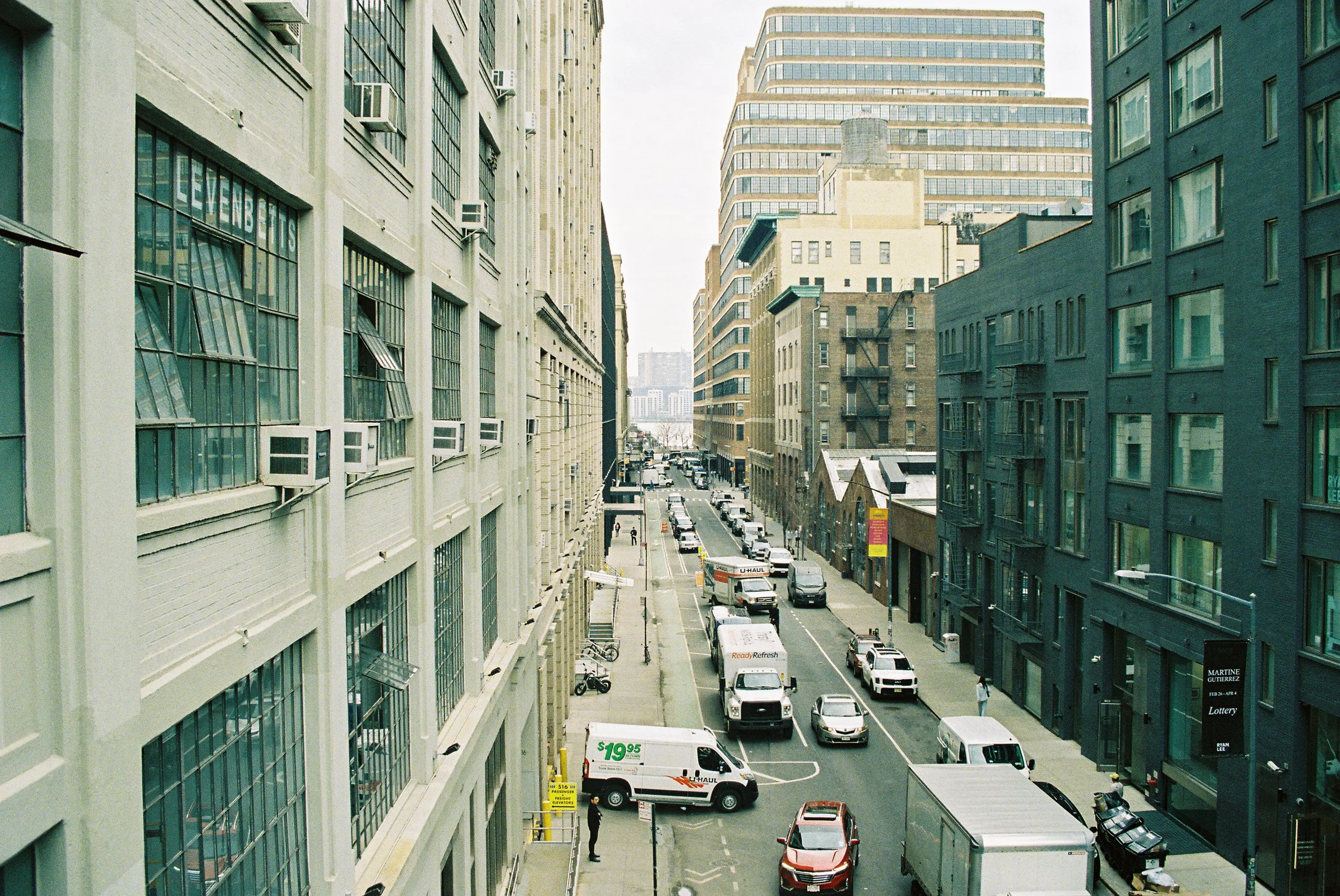 Midtown, NY | Portra 800
