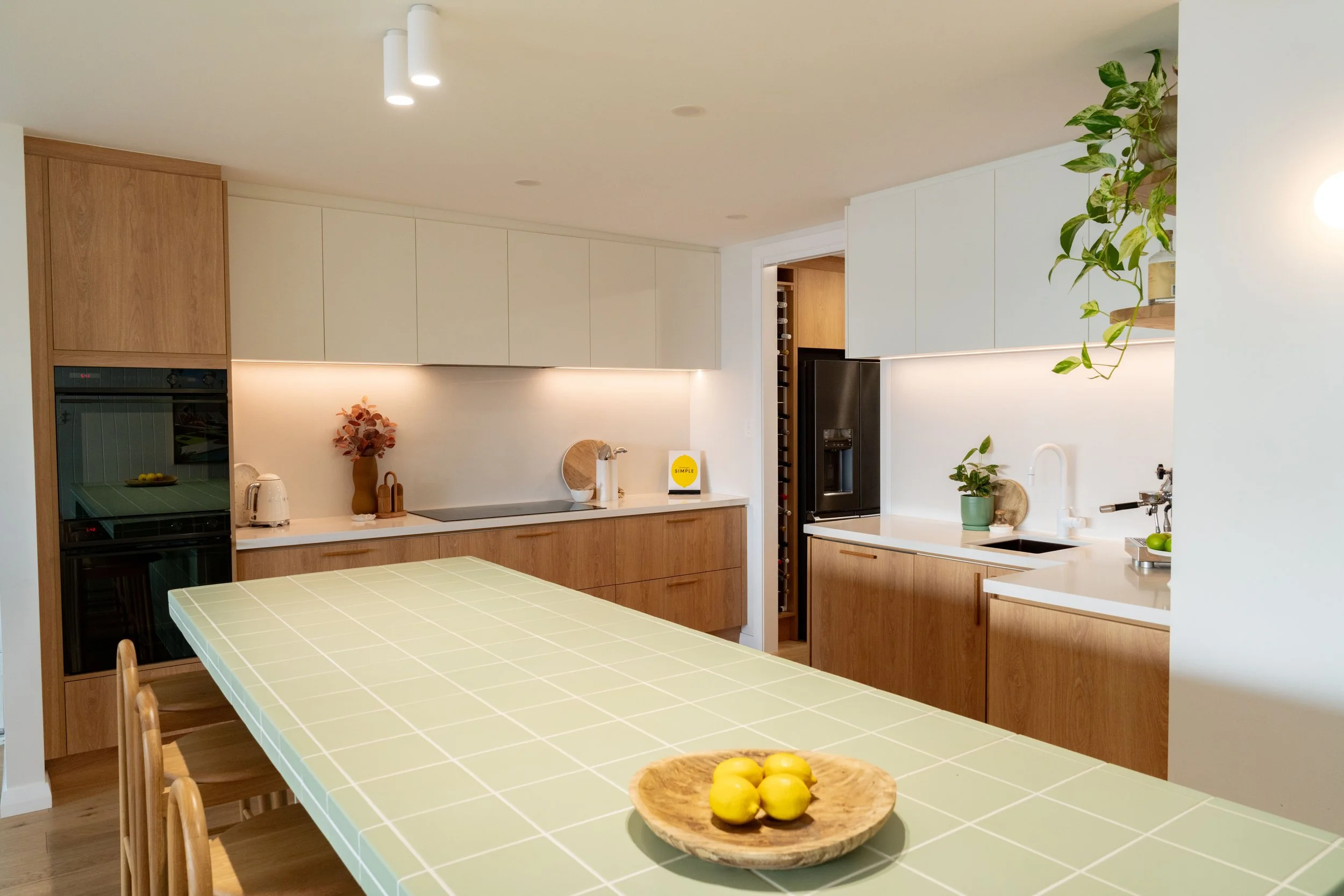 Kitchen Co-Watt Residence-Seacliff