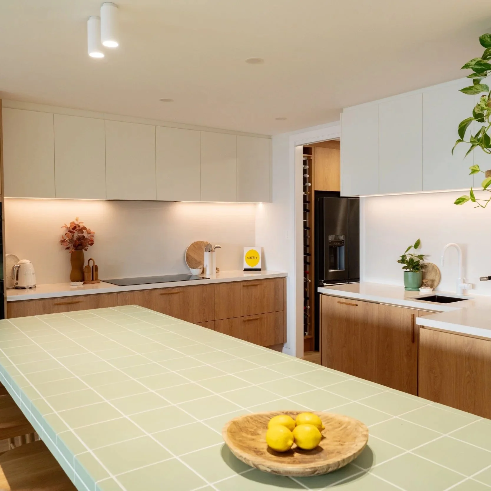 Custom kitchen island and stone benchtop in Seacliff
