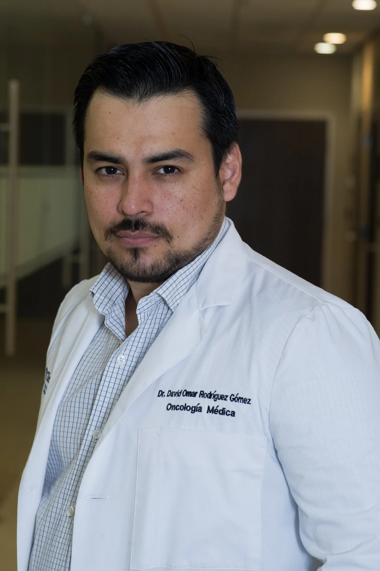 Dr David Omar 03_72dpi.jpg