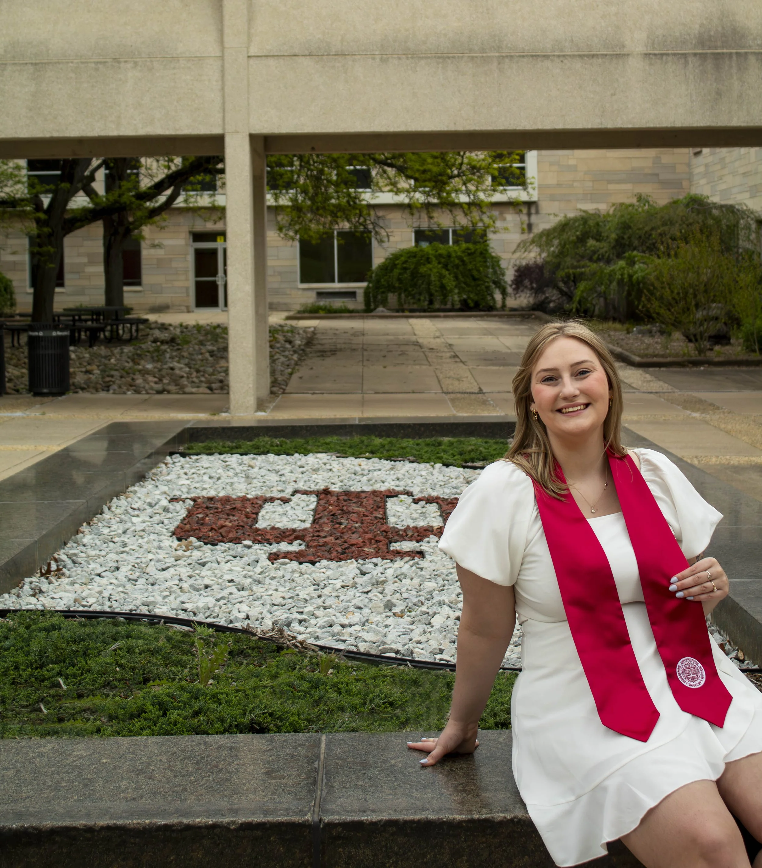 Emily Thornton Grad 04.30.26-14.jpg