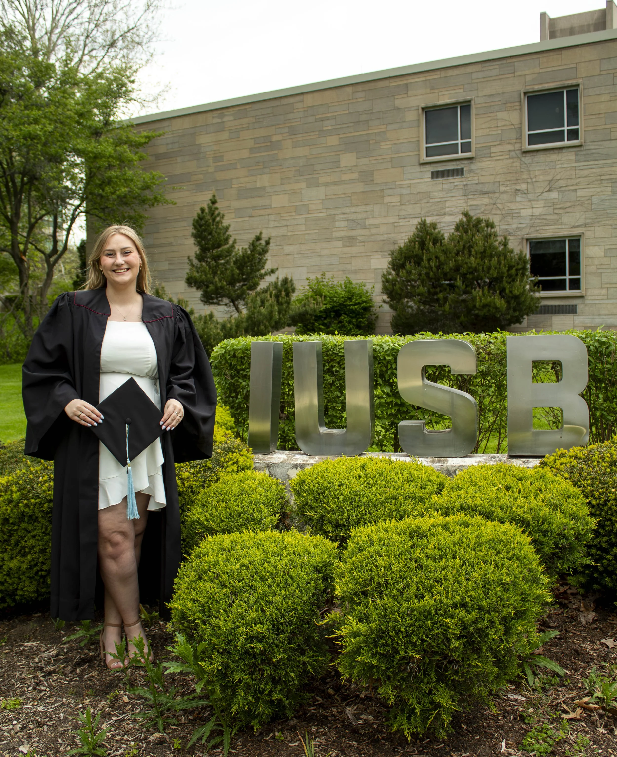 Emily Thornton Grad 04.30.26-23.jpg