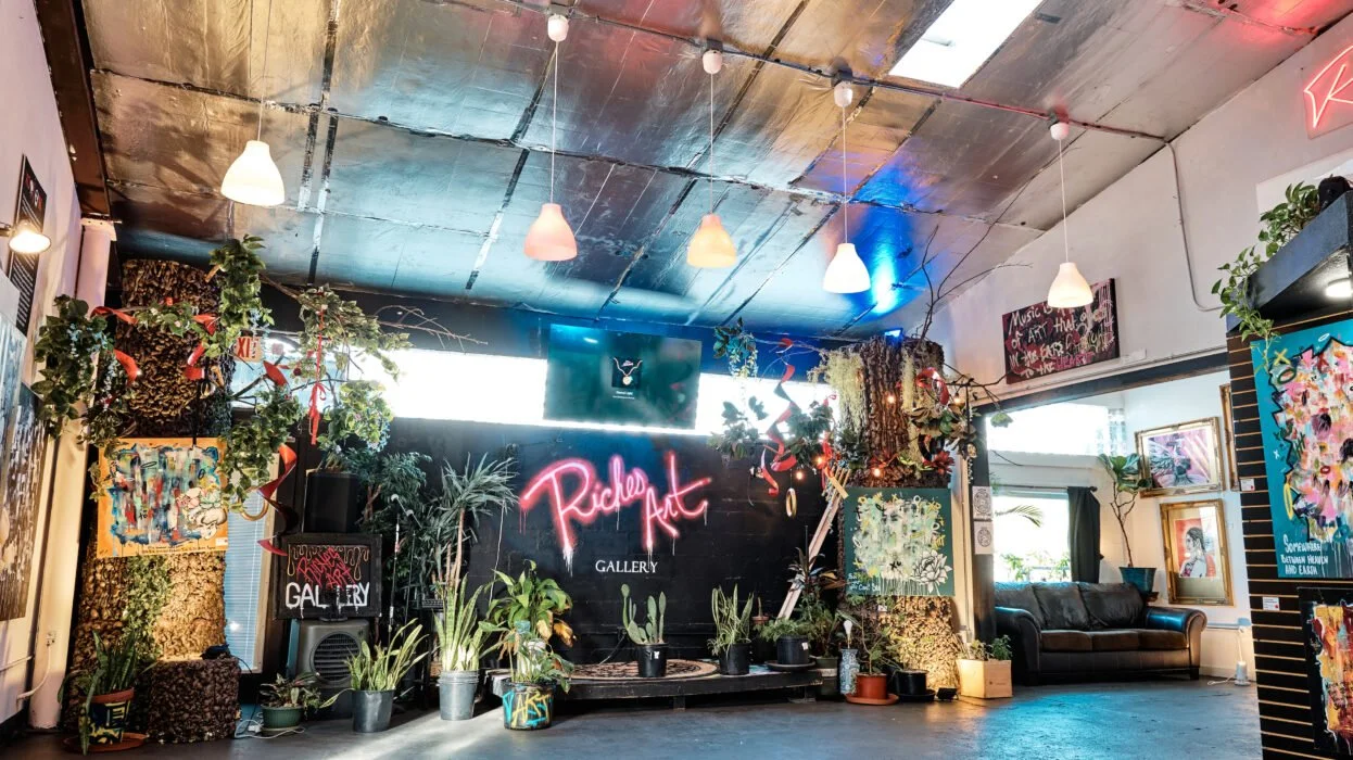 the Truth Matters: Why RichesArt Gallery?