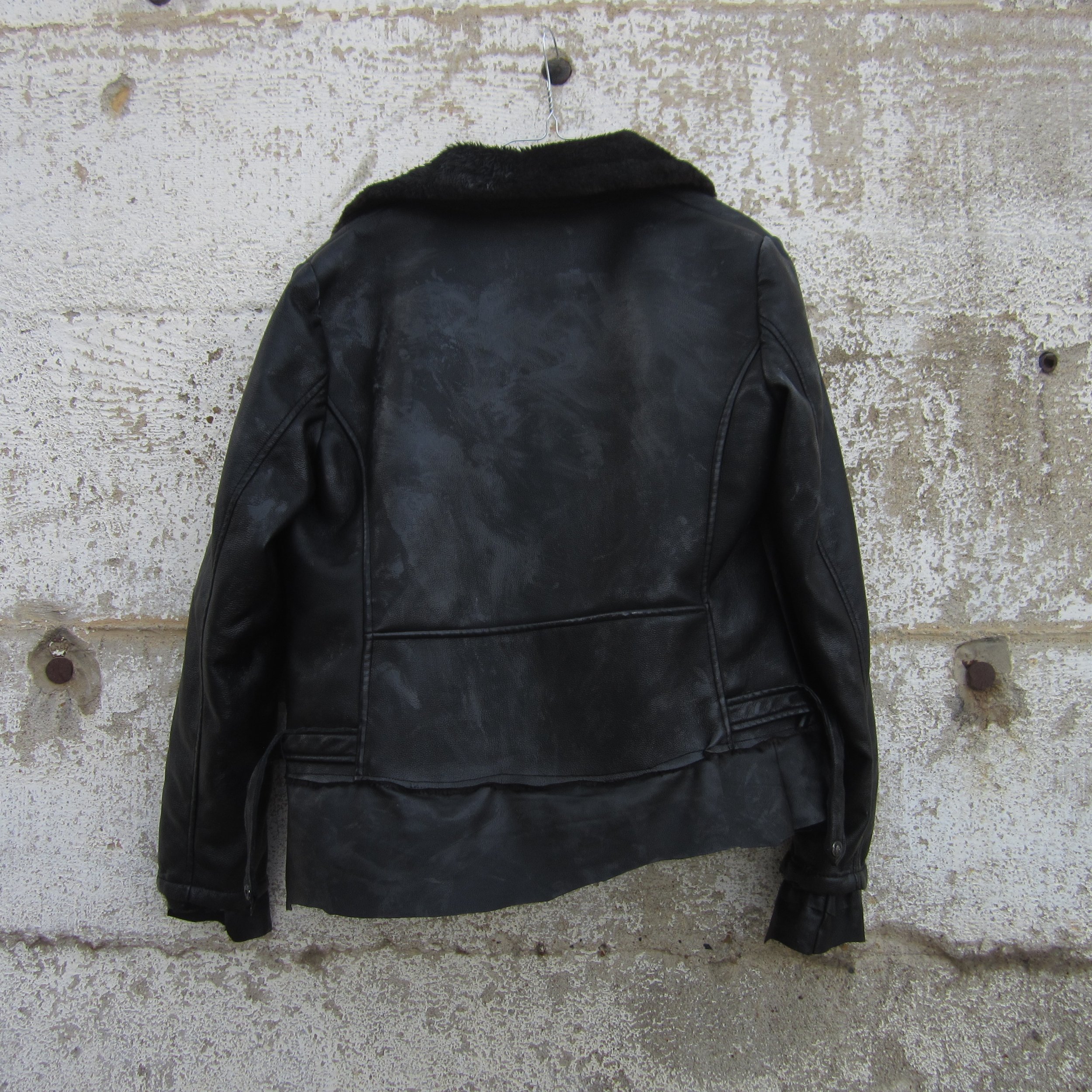 LEATHER OBLIQUE RIDER
