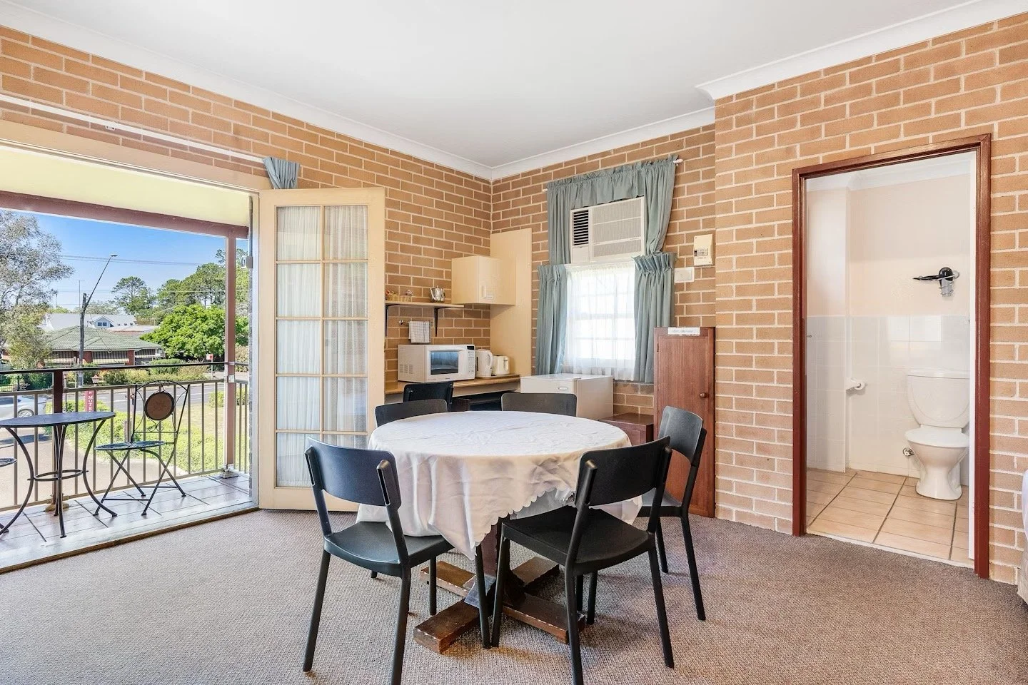 Create Lasting Memories in our Deluxe Family Room