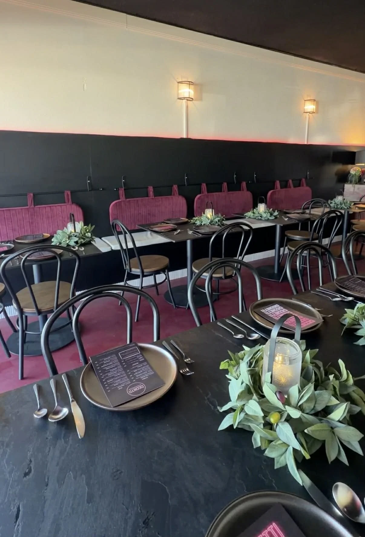 Cicchetti Alex heads Seating Onyx Studio.jpg