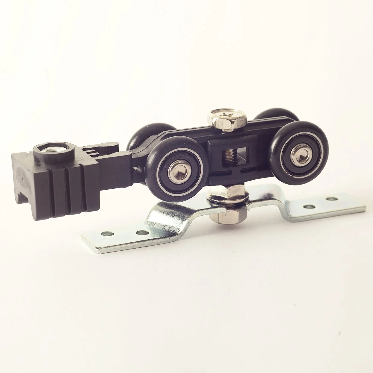 SISTEMA DE PUERTA CORREDIZA DN-80 CON FRENO, CAPACIDA 80KG, PUERTA DESDE 27MM