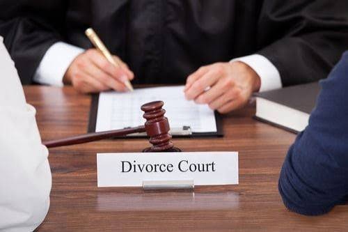 What Happens in a Divorce Trial?