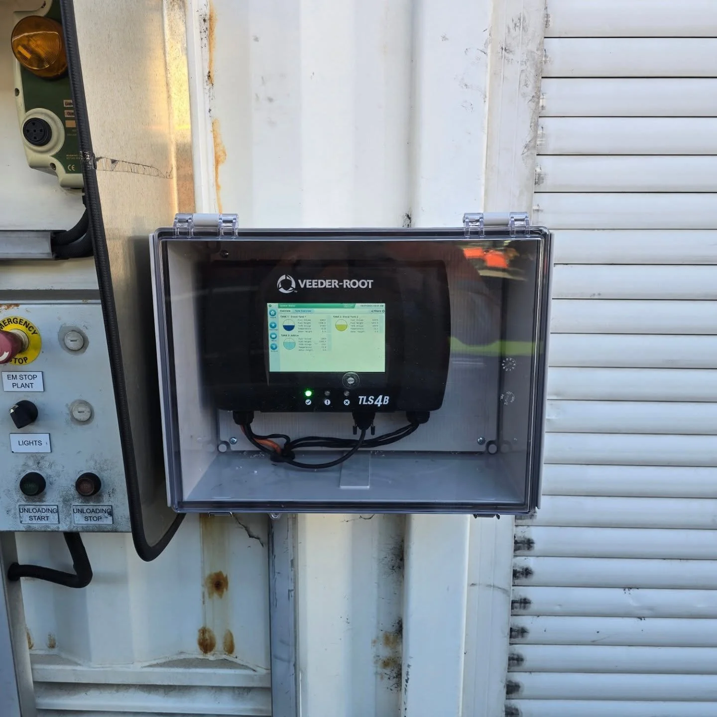 New Automatic Tank Gauging Installed and Programmed for a Freight Depot