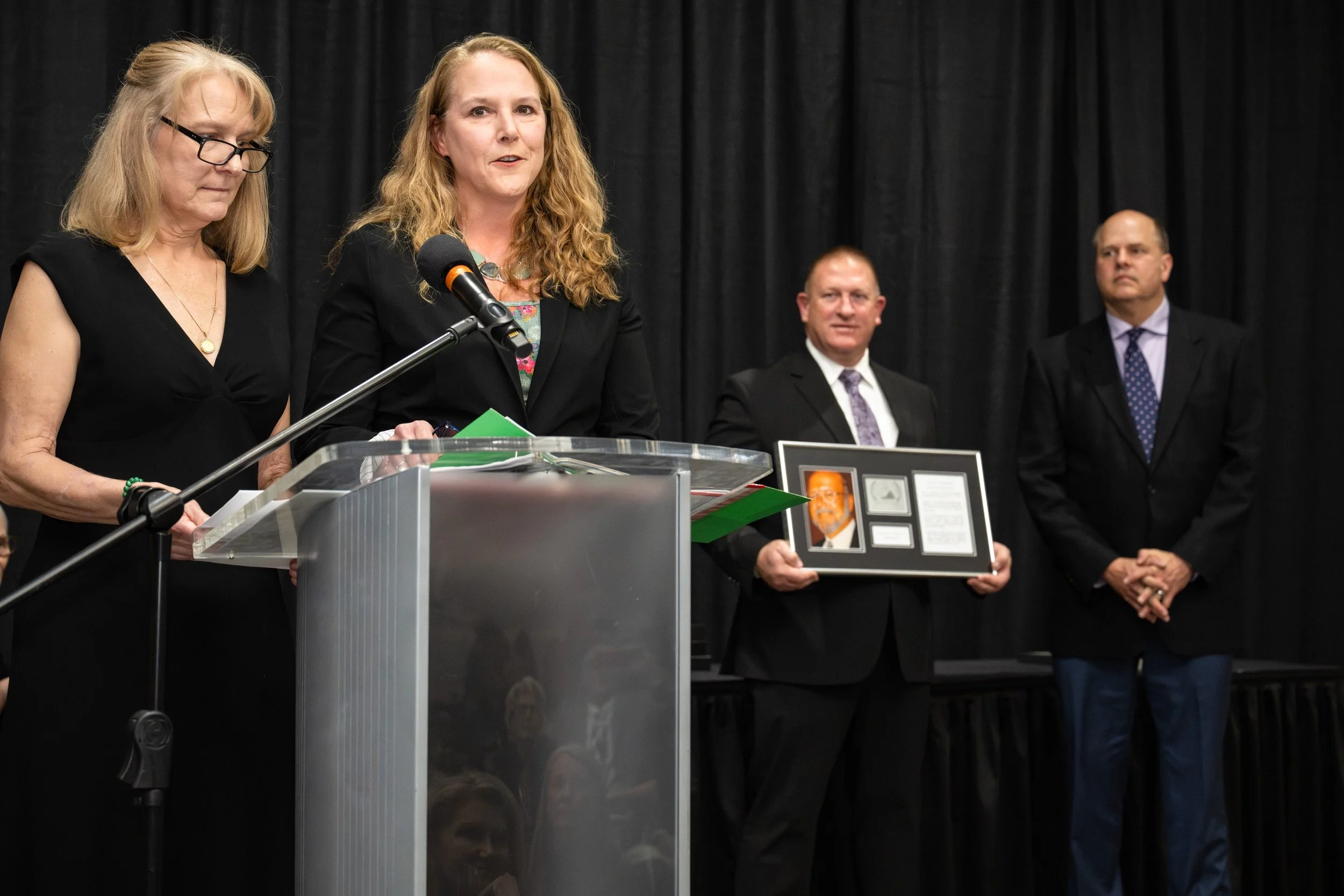 Awards Presentations-071.jpg