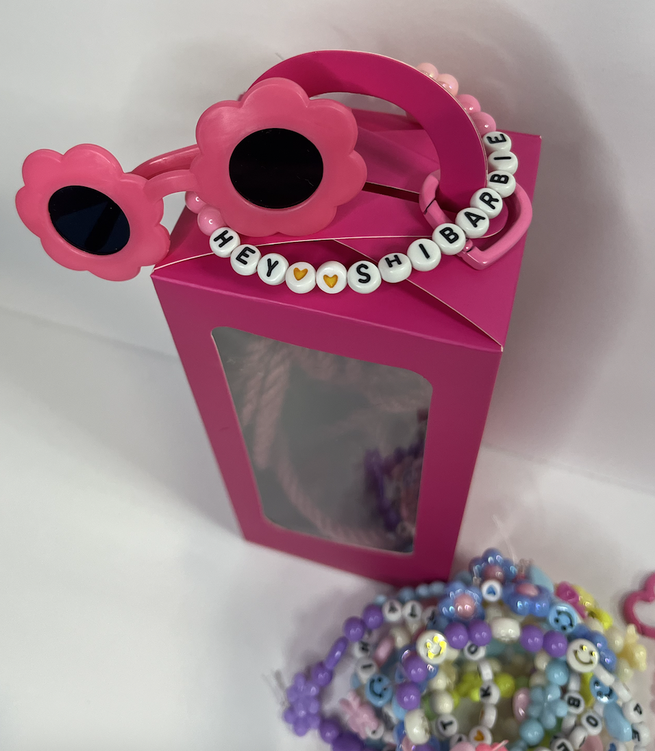 Do you have any comfort ties ?