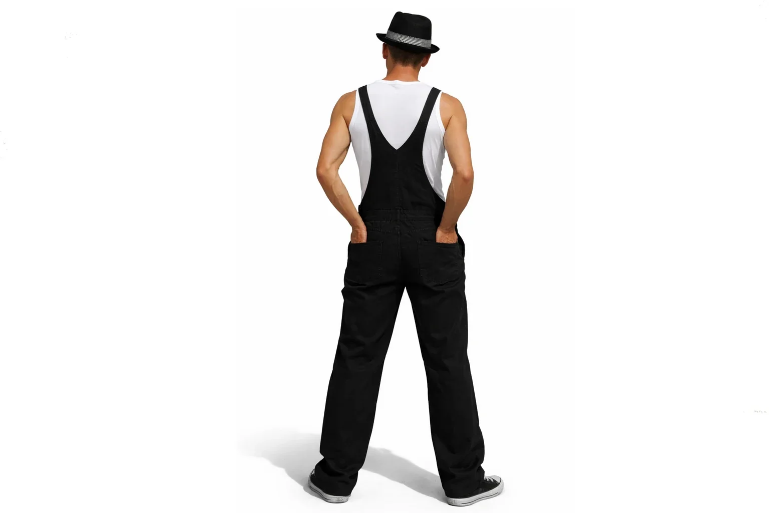 magnifique salopette homme en lin noir.webp