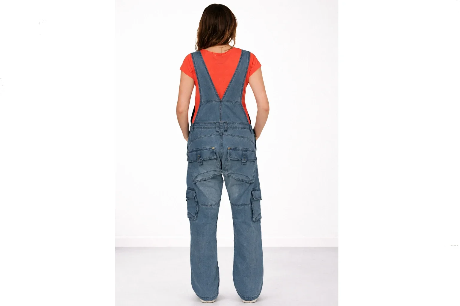 salopette moderne street-wear cargo.webp