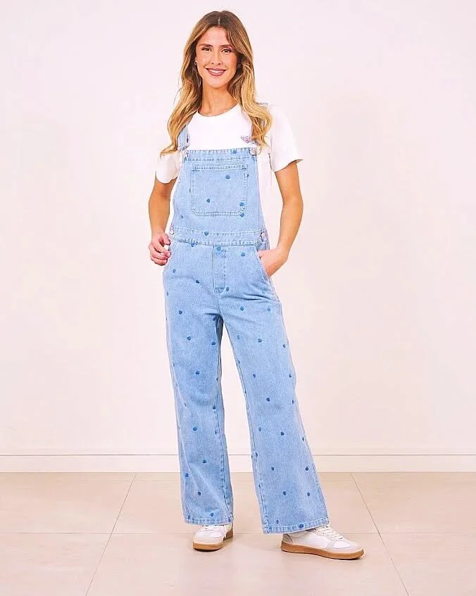 Nouvelle salopette denim coeurs brod&eacute;s

https://salopette.org/salopette-a-petits-c-urs.html