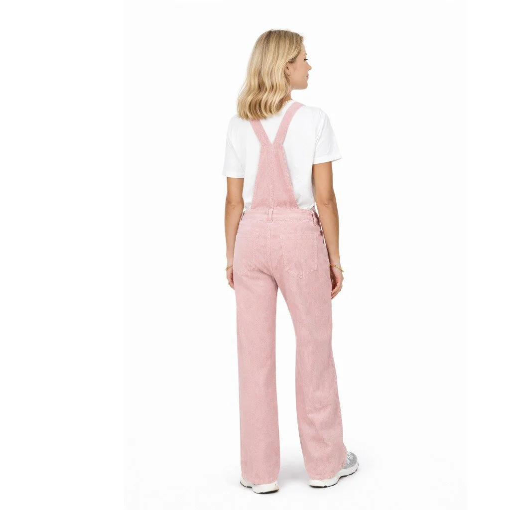 salopette en velours rose femme tendance de dos.jpg