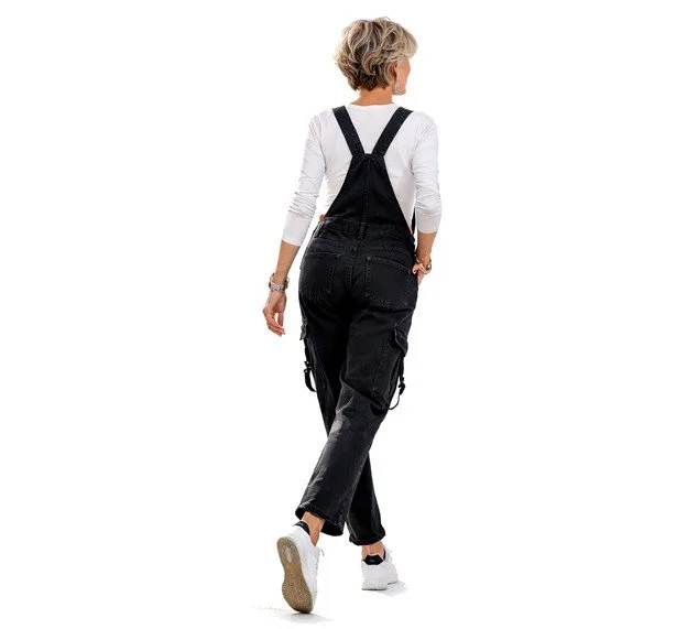 salopette femme coupe droite, style et confort de dos.jpg