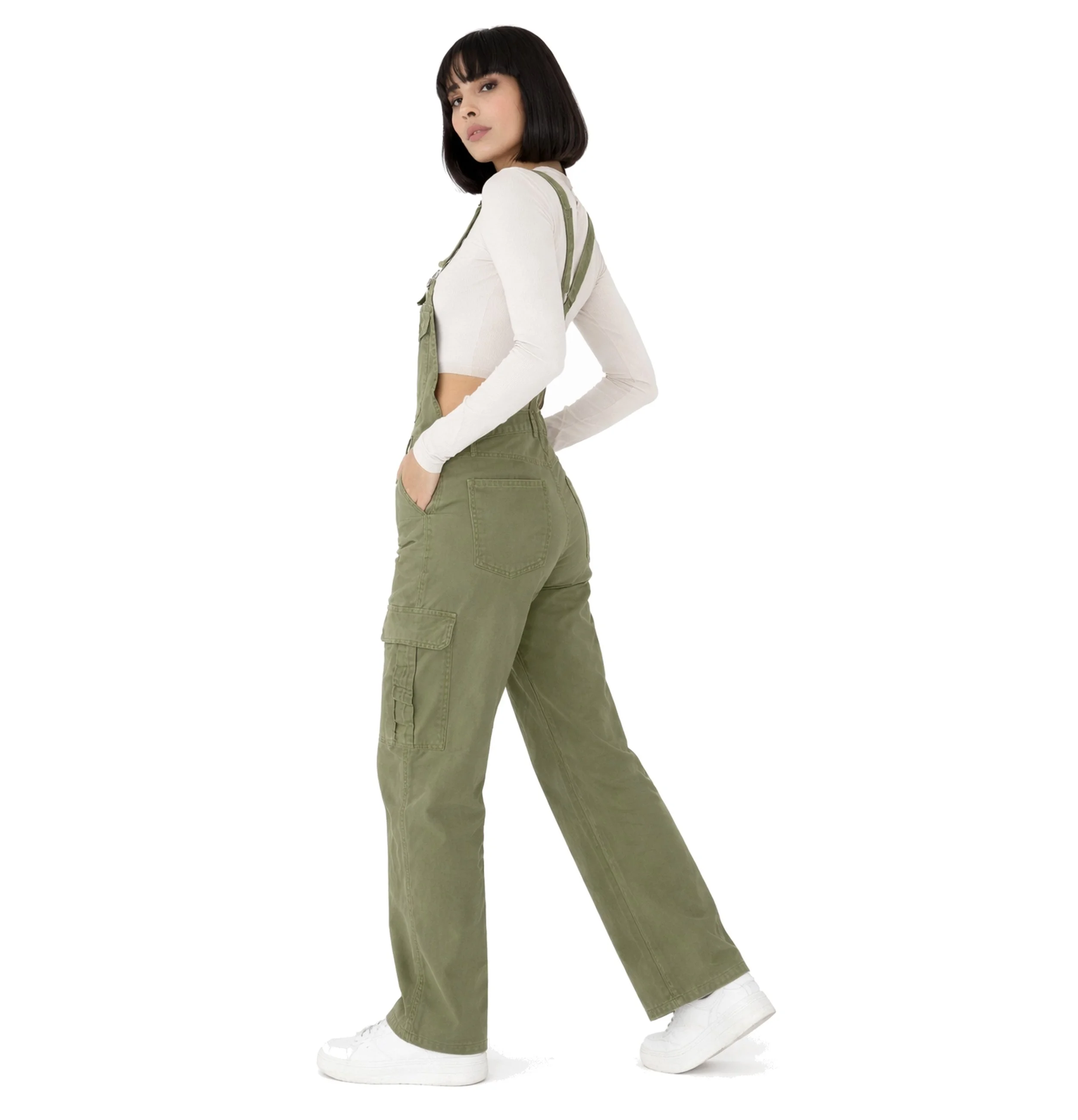 salopette moderne avec un style cargo kaki de profil.jpg