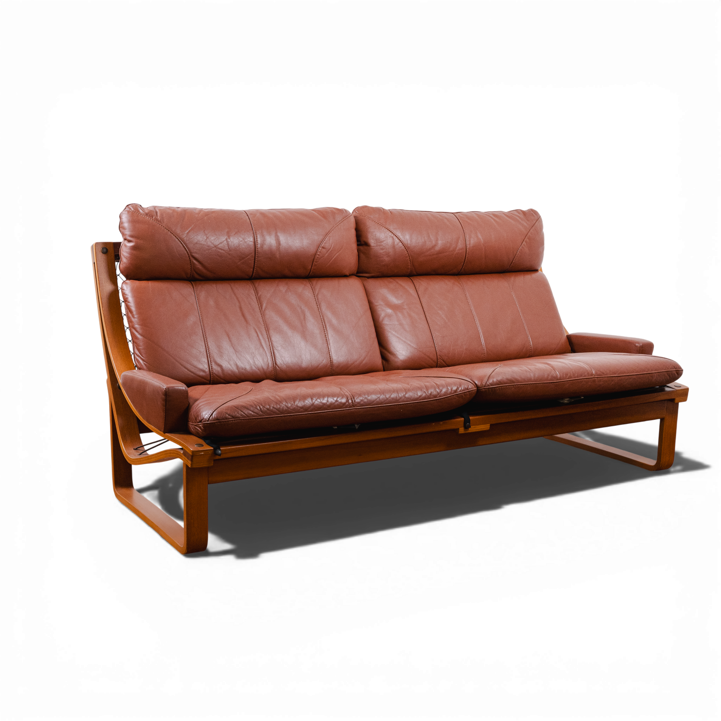 Tessa T4 - Valencia - Net Sling Sofa