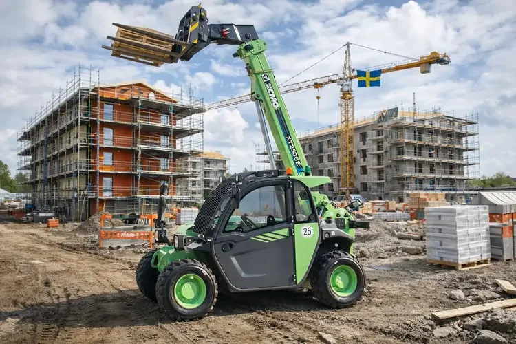 XCMG electric telescopic handler at a construction site in Sweden