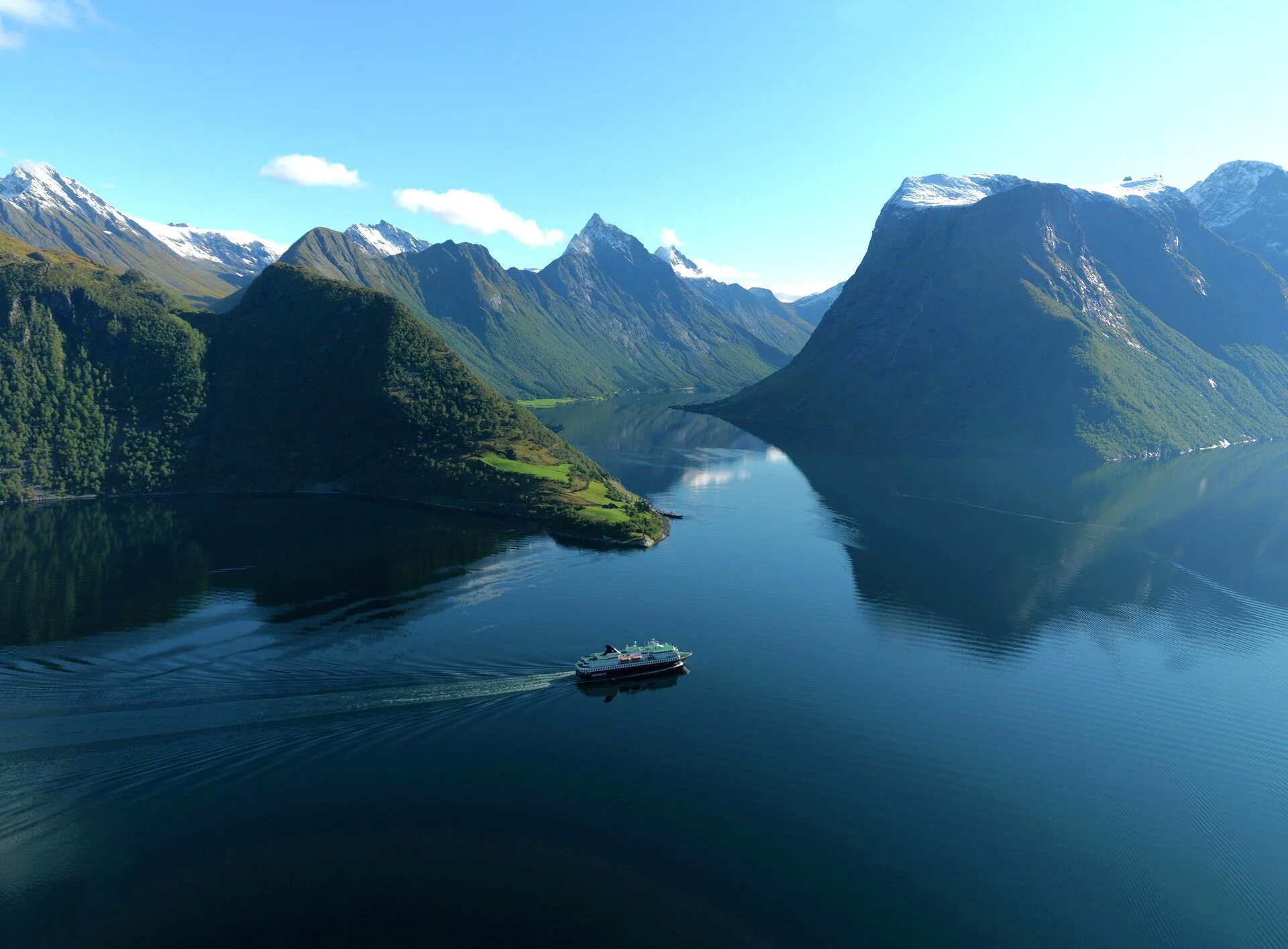 HjorundFJORD.jpg