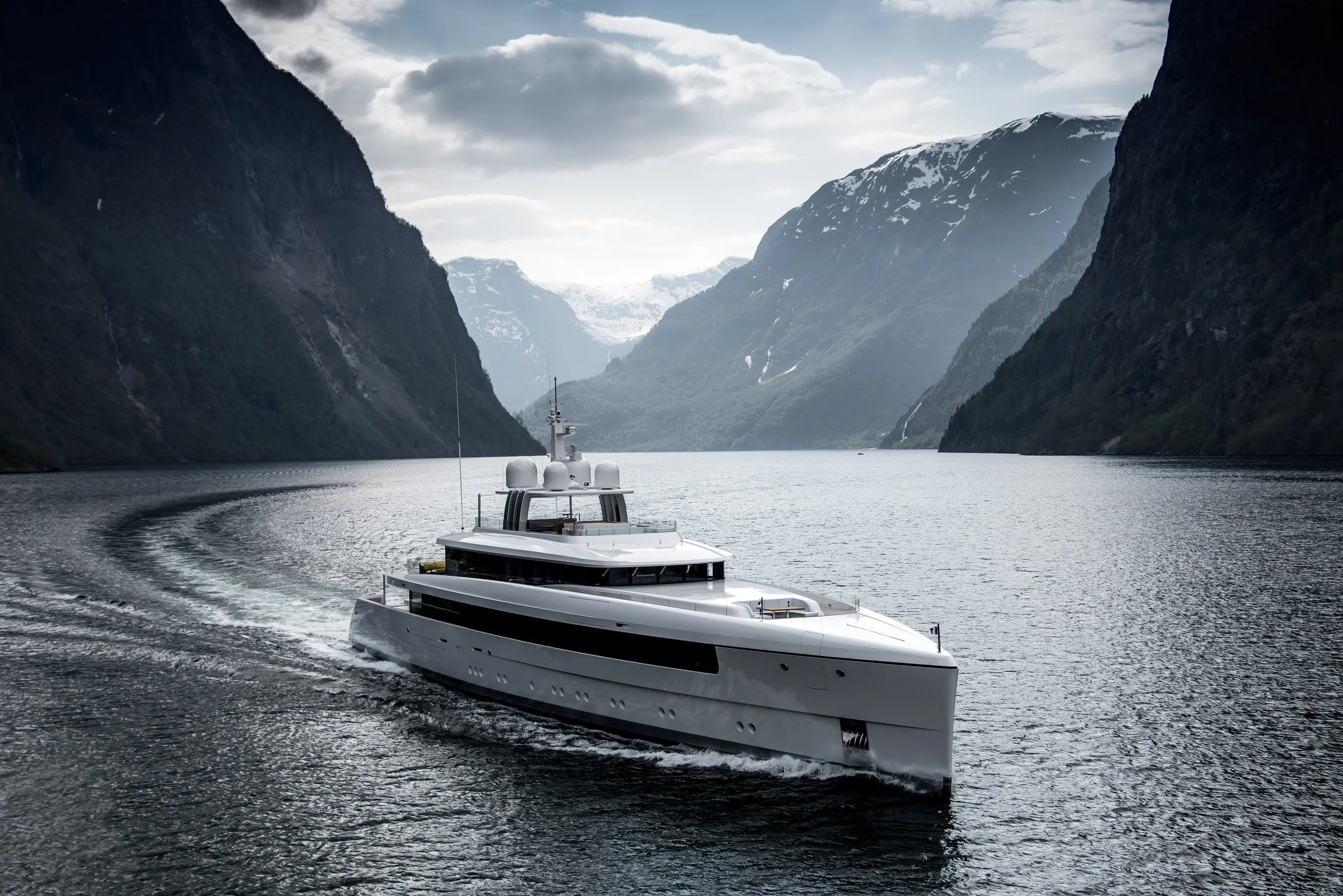 Yacht.jpg