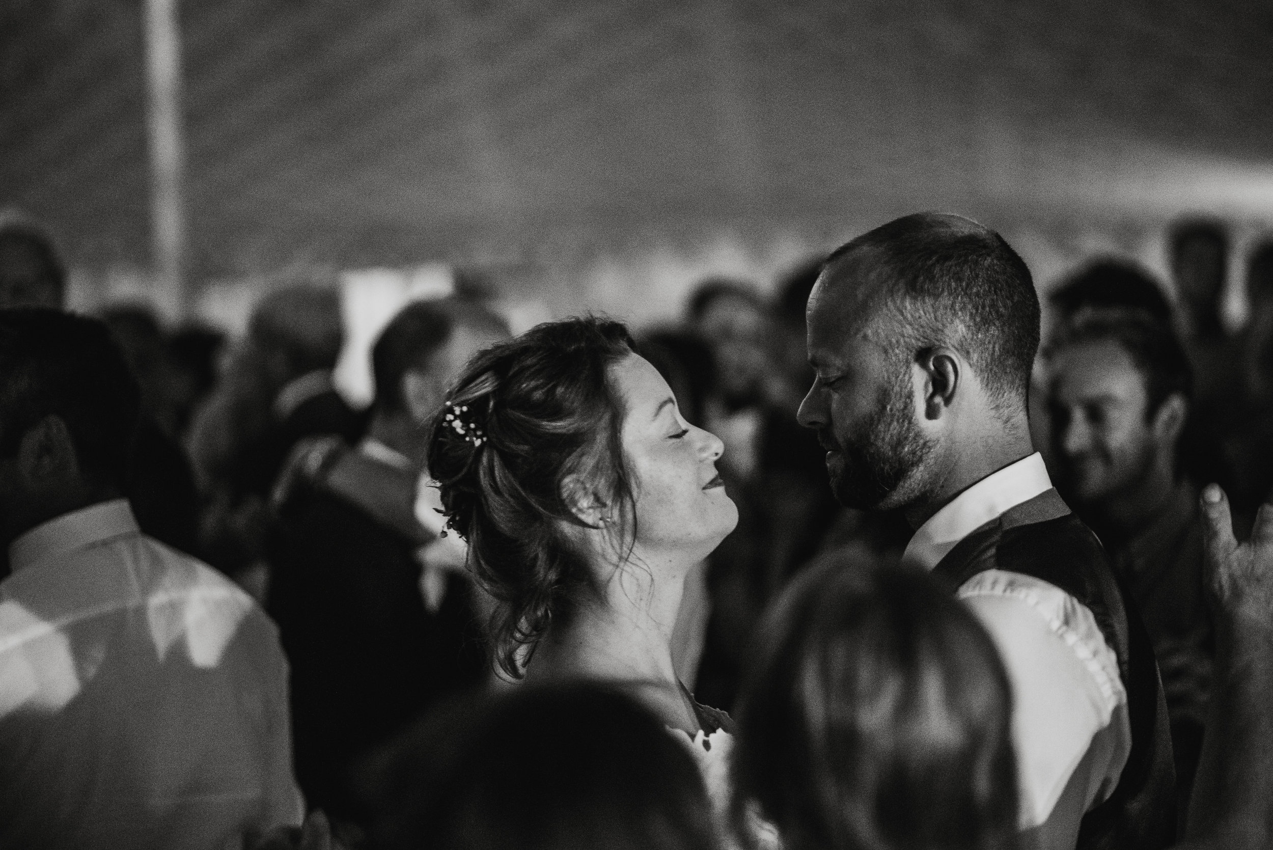 Pencarrow House wedding party captured by award-winning Cornwall wedding photographer Mark Shaw