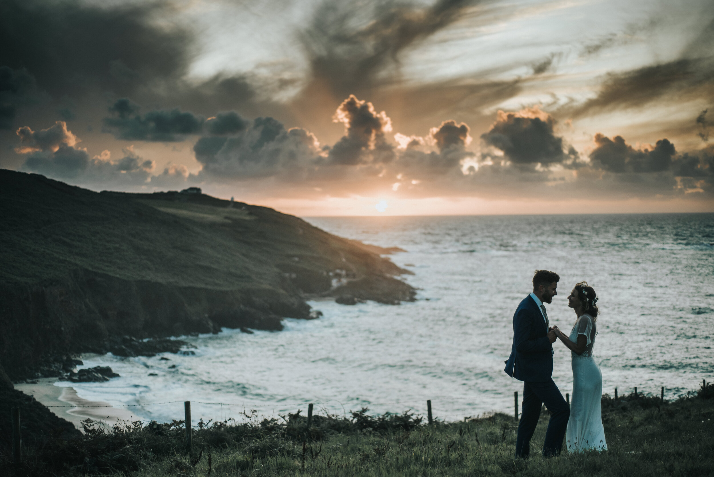 cornwall-elopement-photographer-5.jpg