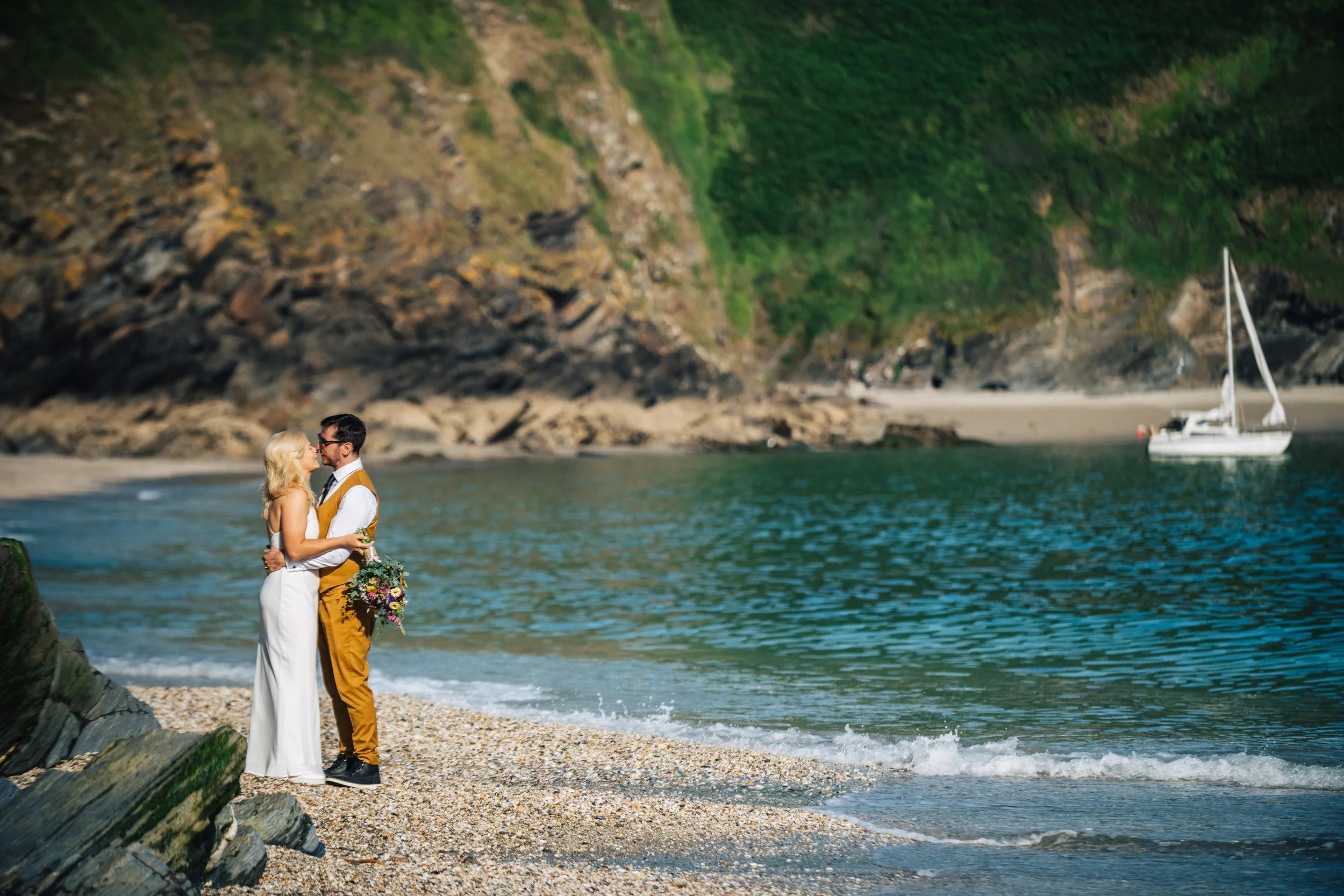 elopement-photographer-cornwall-9.jpg