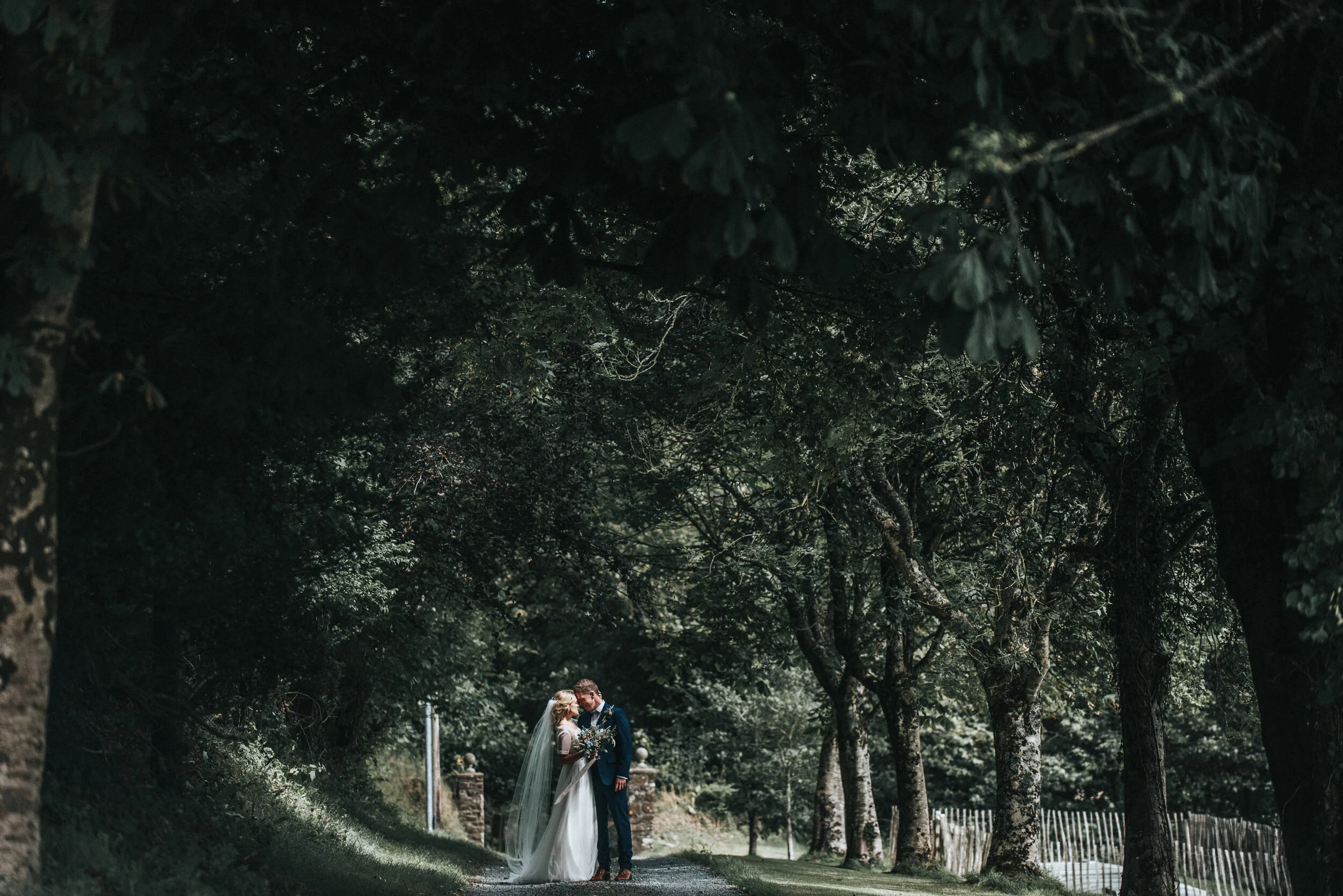 Launcells Barton wedding photography in Cornwall by Mark Shaw Photography