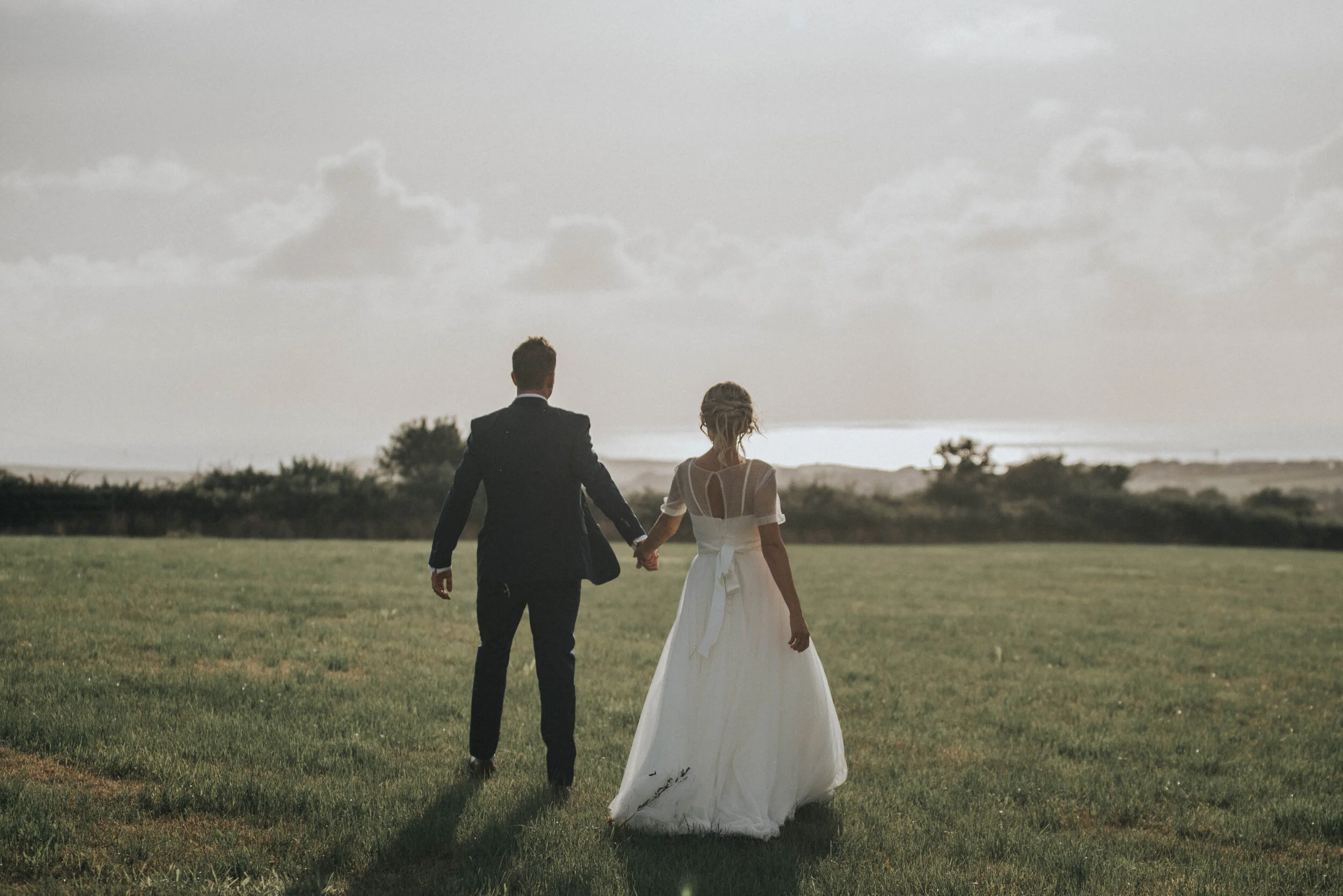 Bride and groom at Launcells Barton in Bude, captured by Cornwall wedding photographer Mark Shaw Photography