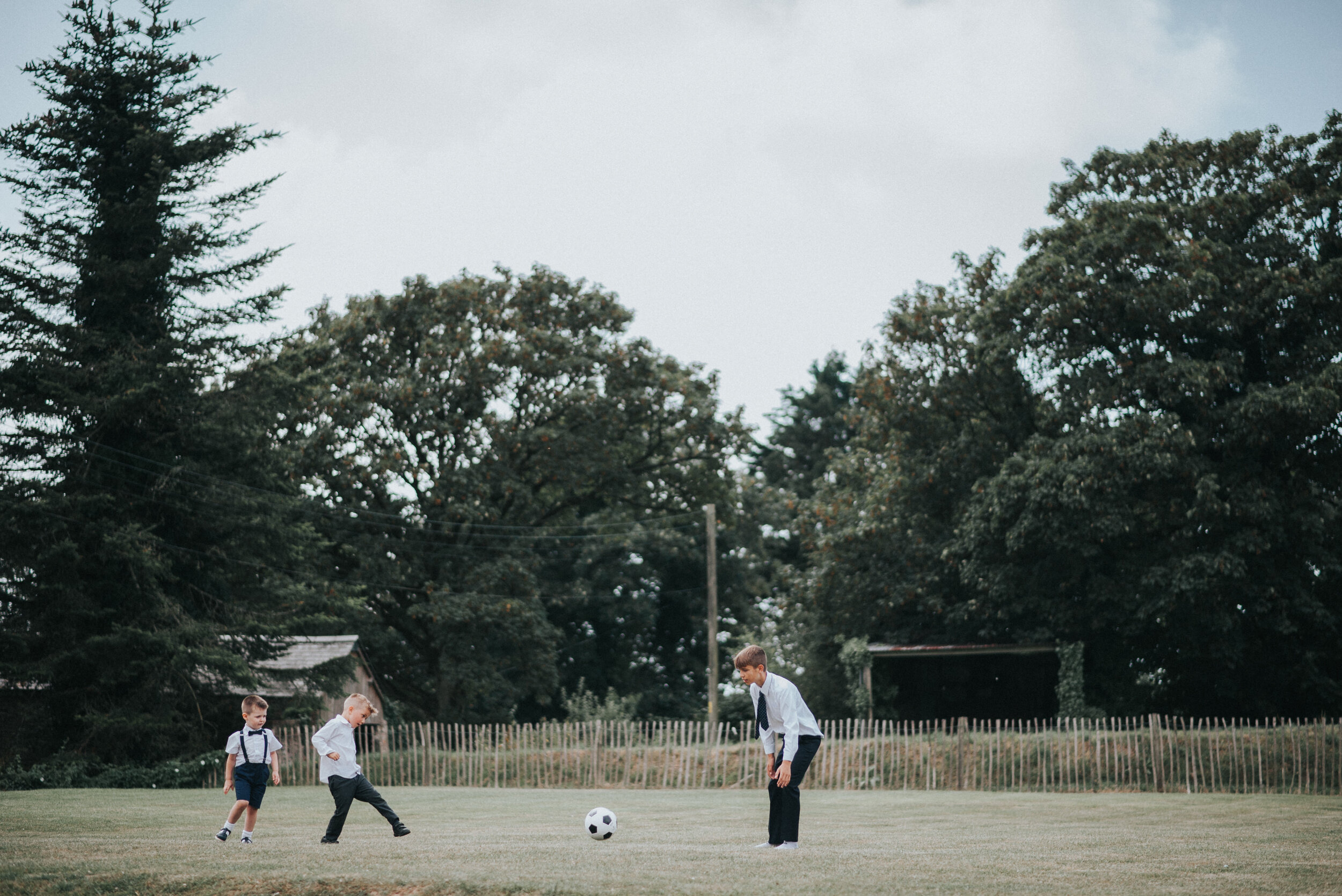 Launcells Barton wedding photographer in Cornwall by Mark Shaw Photography