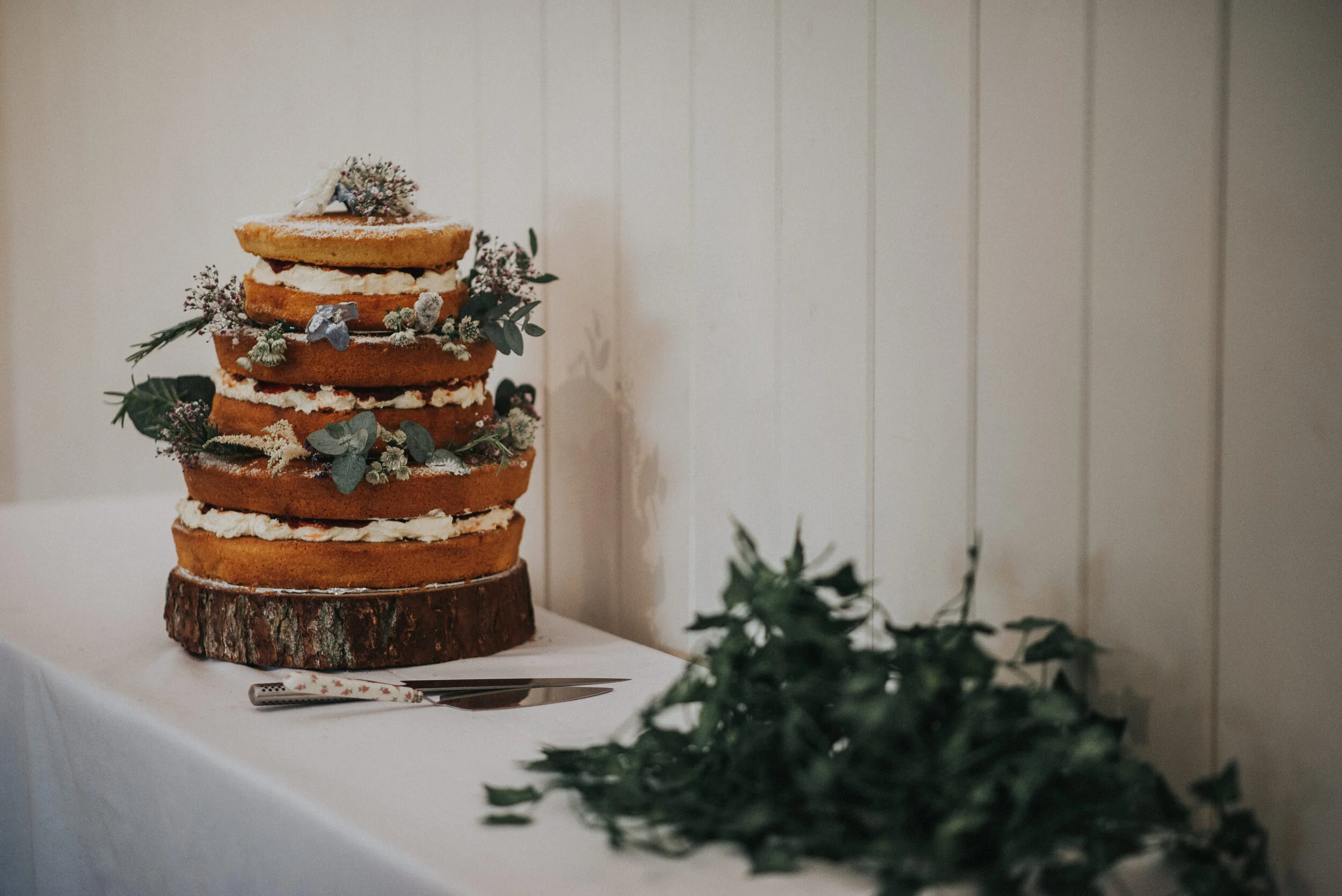 Launcells Barton wedding photography in Cornwall by Mark Shaw Photography