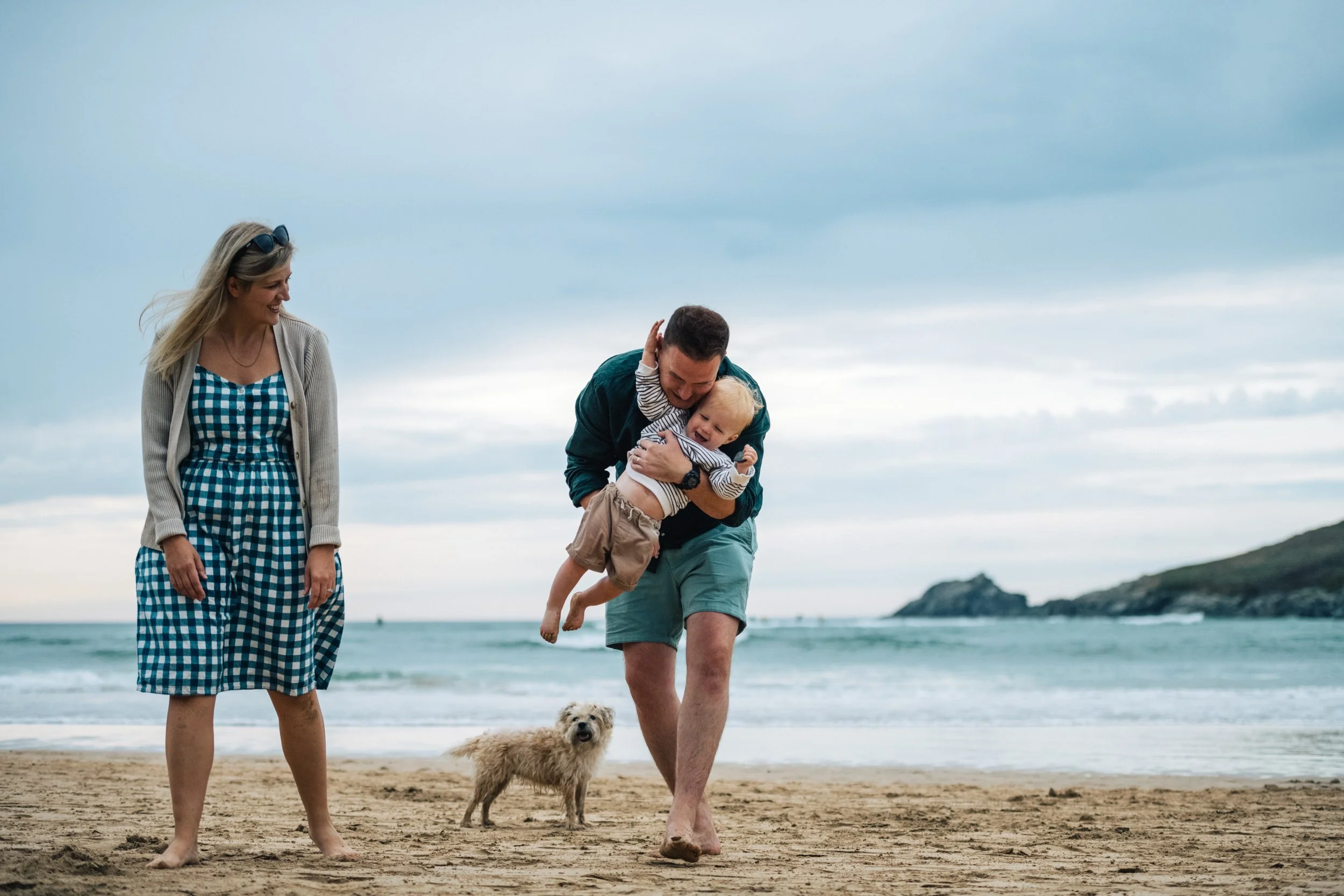 Cornwall family photographer session on beach with Mark Shaw photography 
