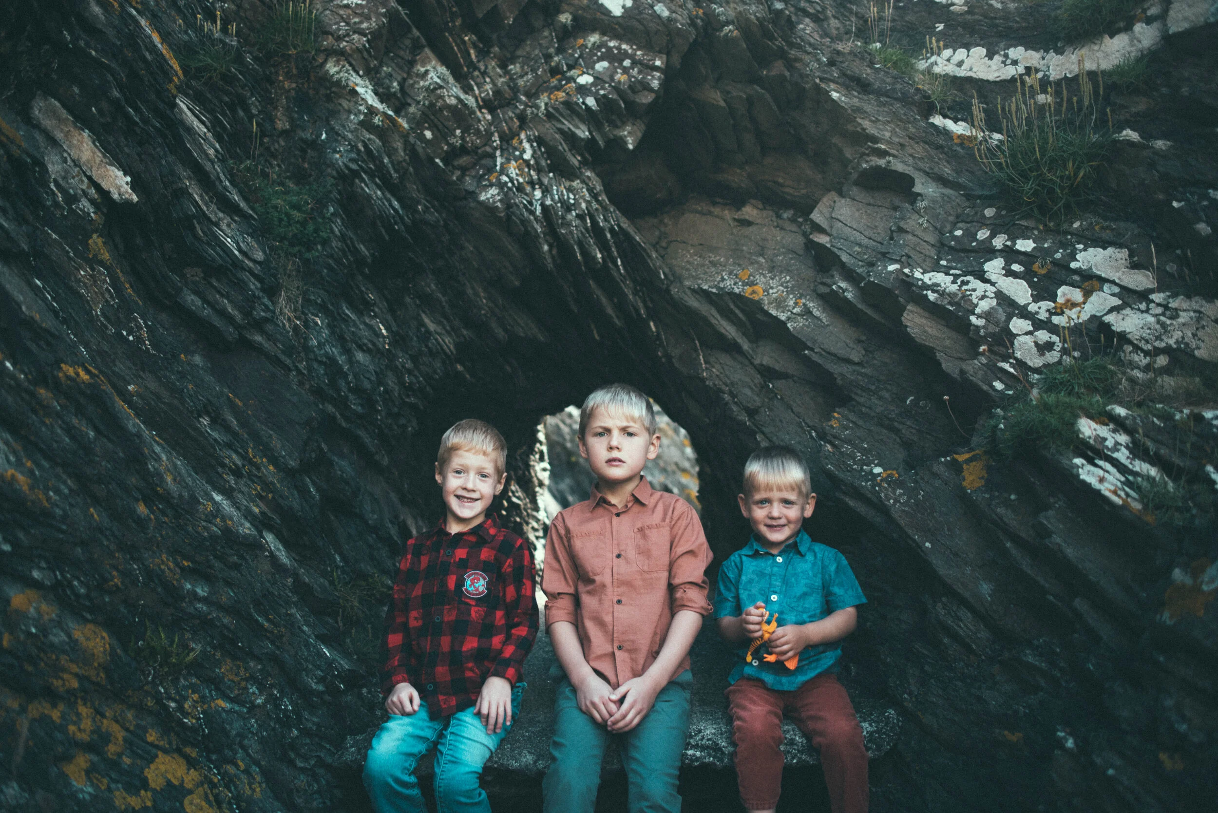 Cornwall family photographer session with Mark Shaw photography