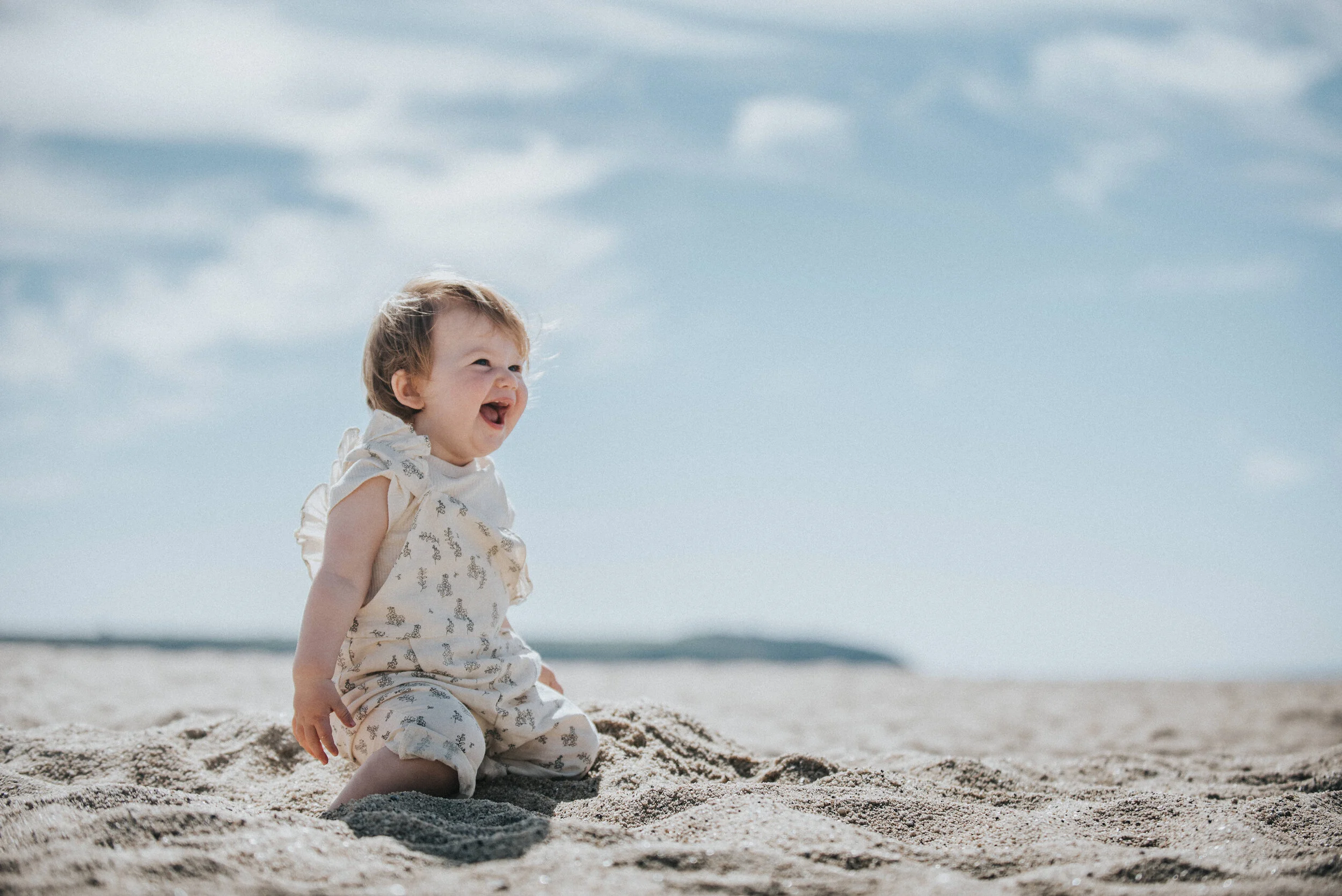 Cornwall family photographer session on beach with Mark Shaw photography 
