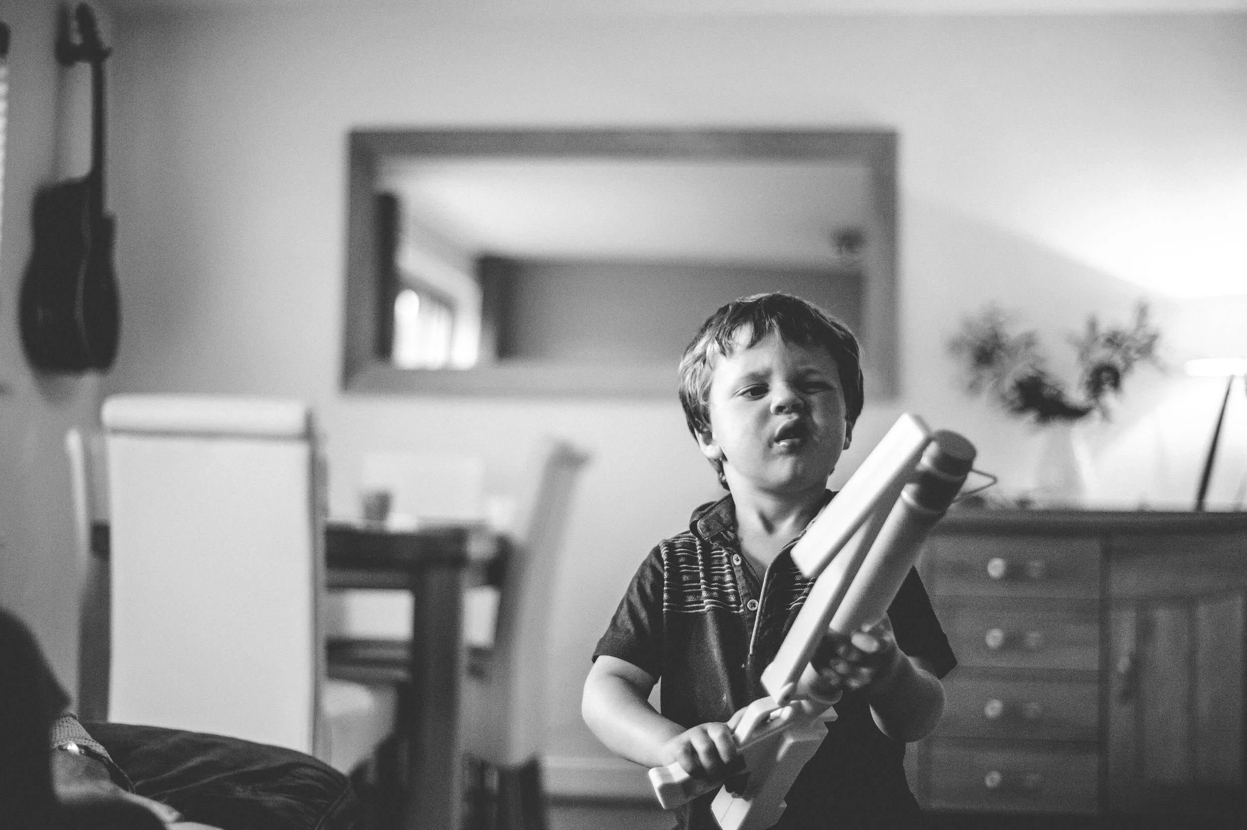 Cornwall family photographer session with Mark Shaw photography


