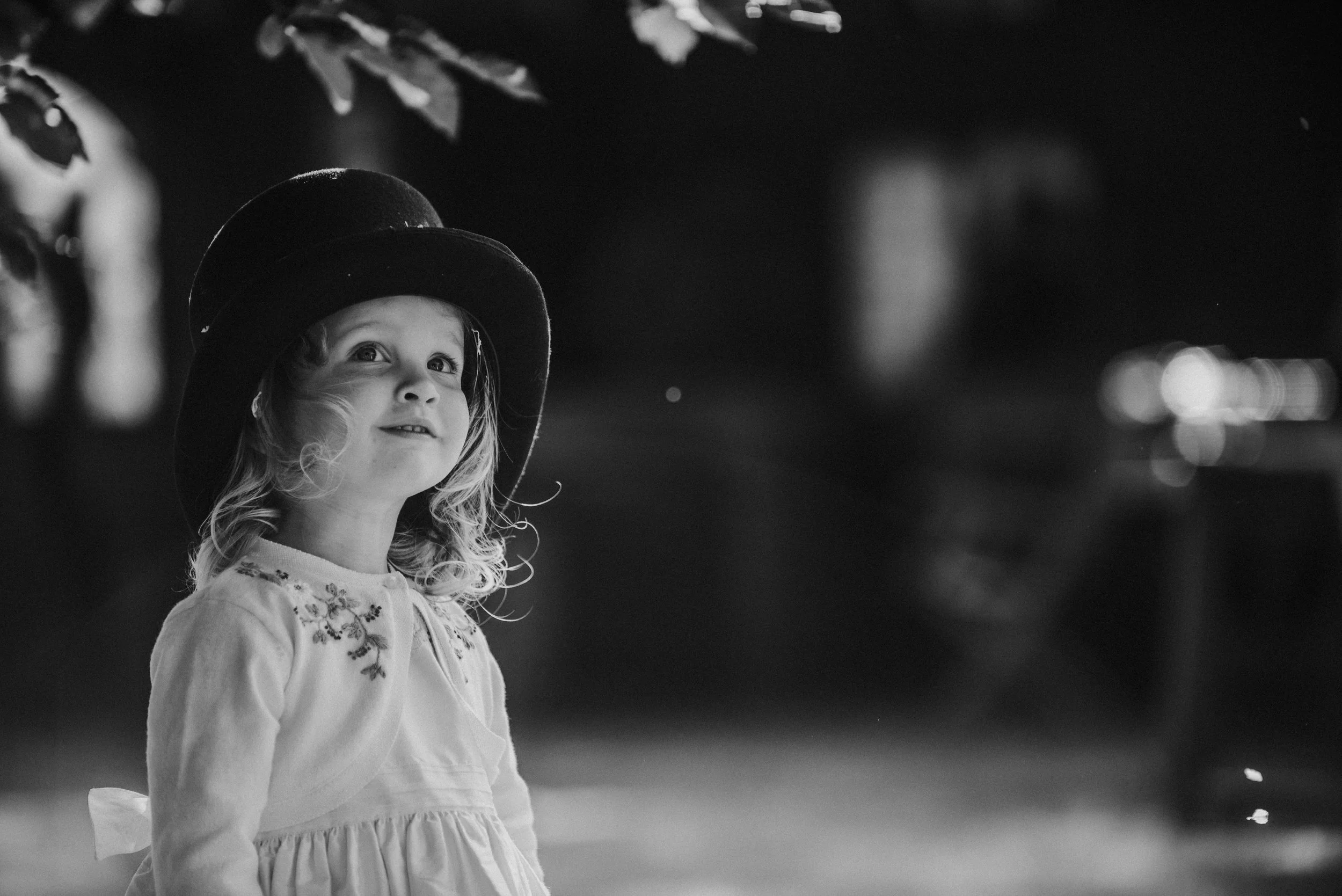 Cornwall family photographer session on beach with Mark Shaw photography 