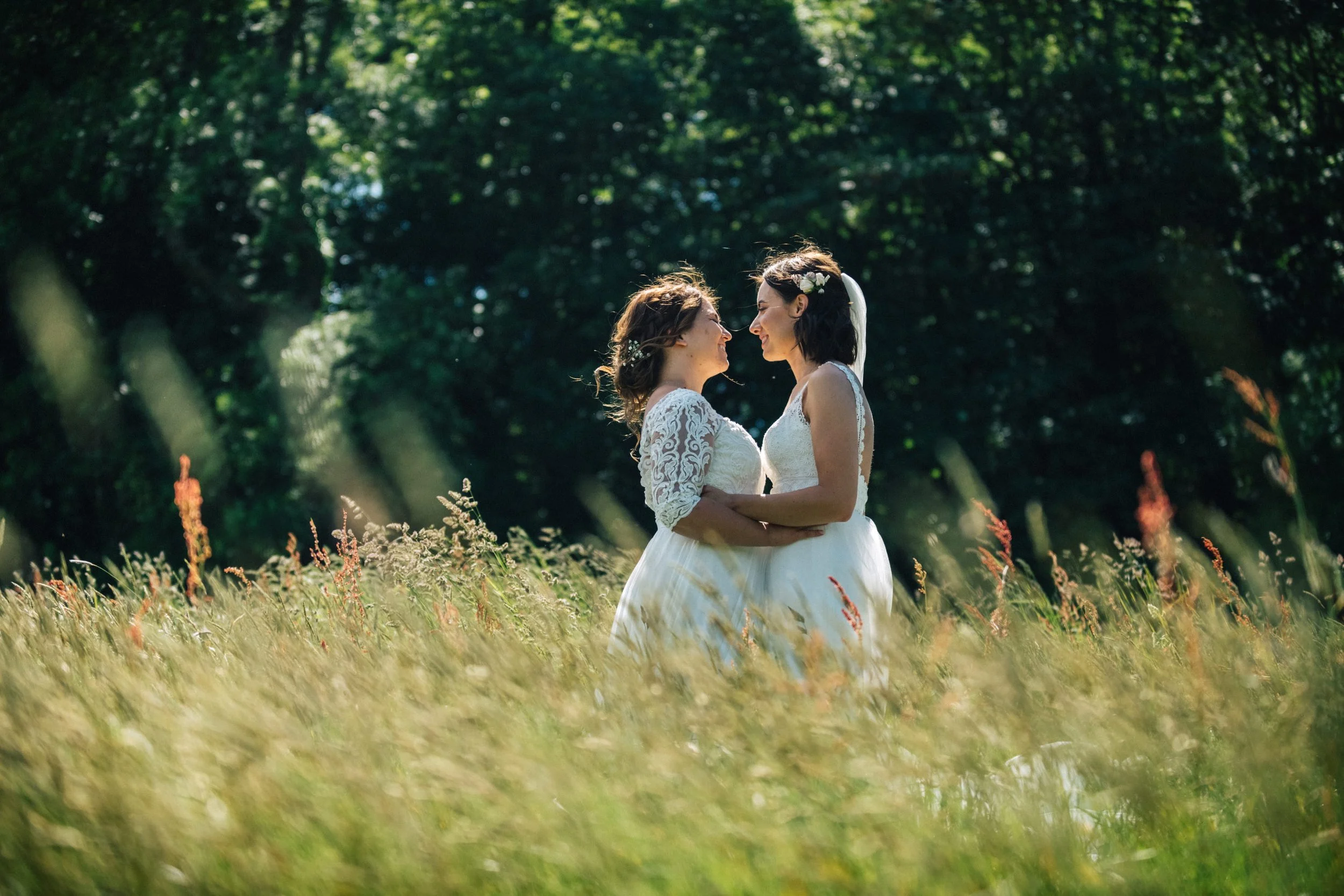 wedding-photographer-cornwall-caerhays estate.jpg