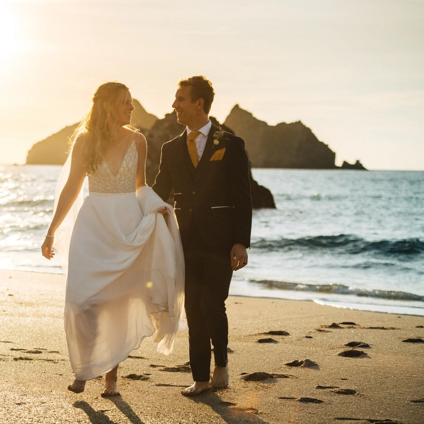 Natural candid wedding photography captured in the moment 📷

#cornwallweddingphotographer #cornwallweddingphotography