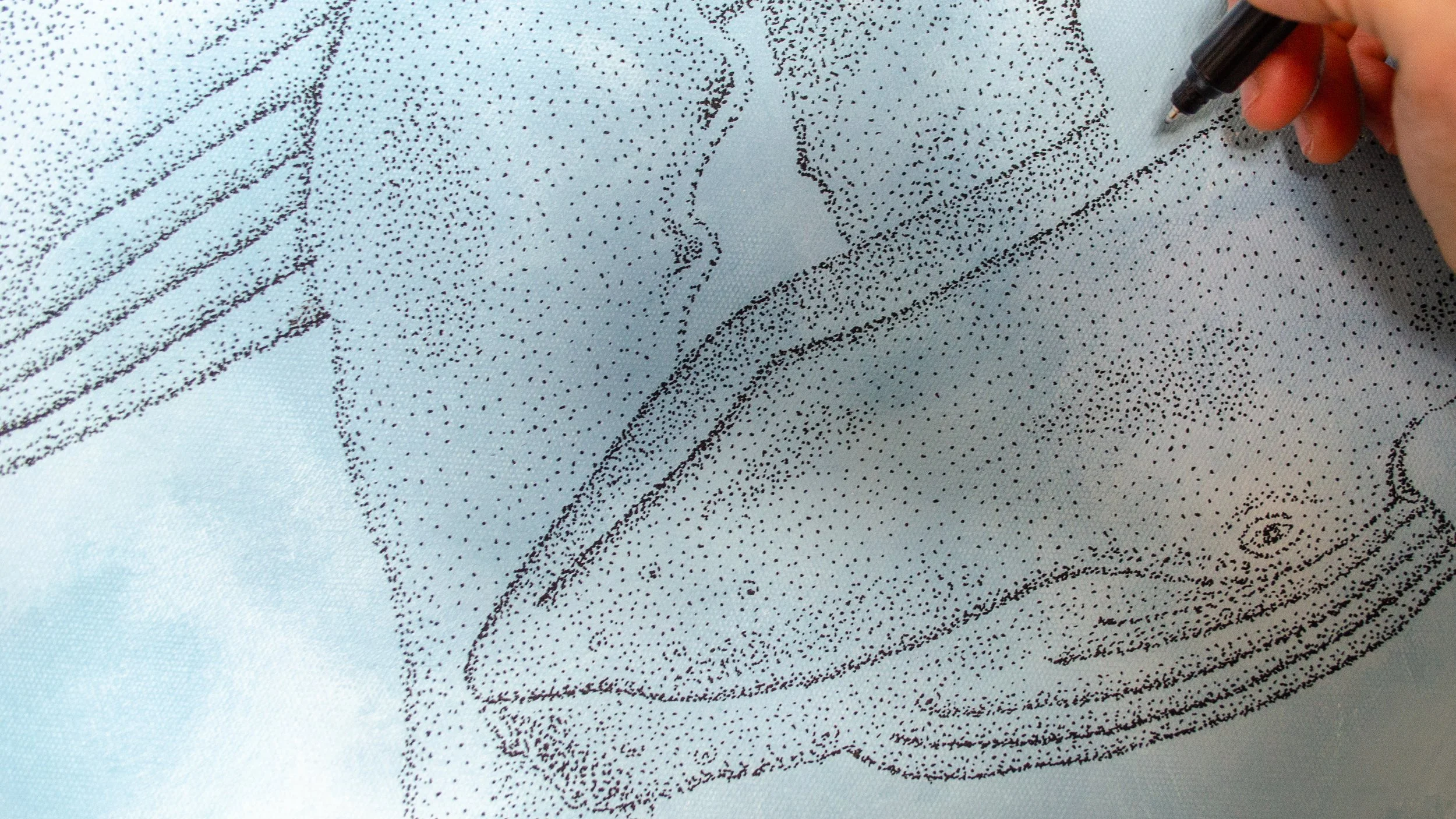  
 Sur toile  
 Une toile part souvent d’une envie très simple : une espèce que vous aimez, des couleurs qui vous attirent, un format qui trouvera sa place chez vous. À partir de là, j’imagine une œuvre unique autour de votre demande. 
 
 → 