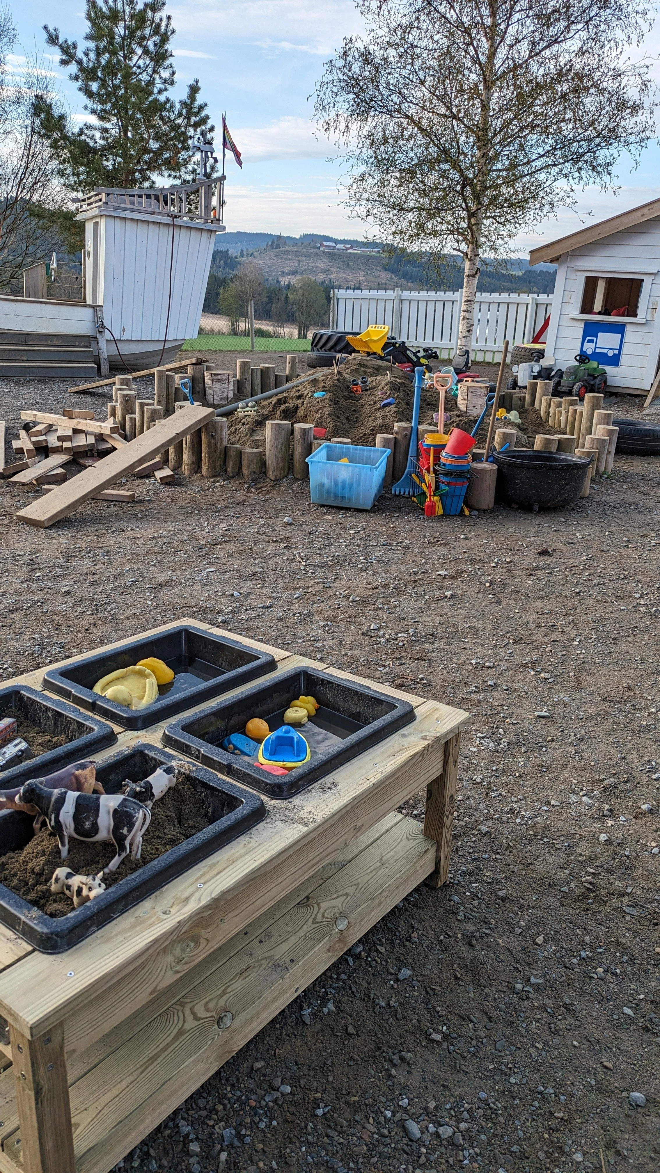 Uteområdet på barnehagen.