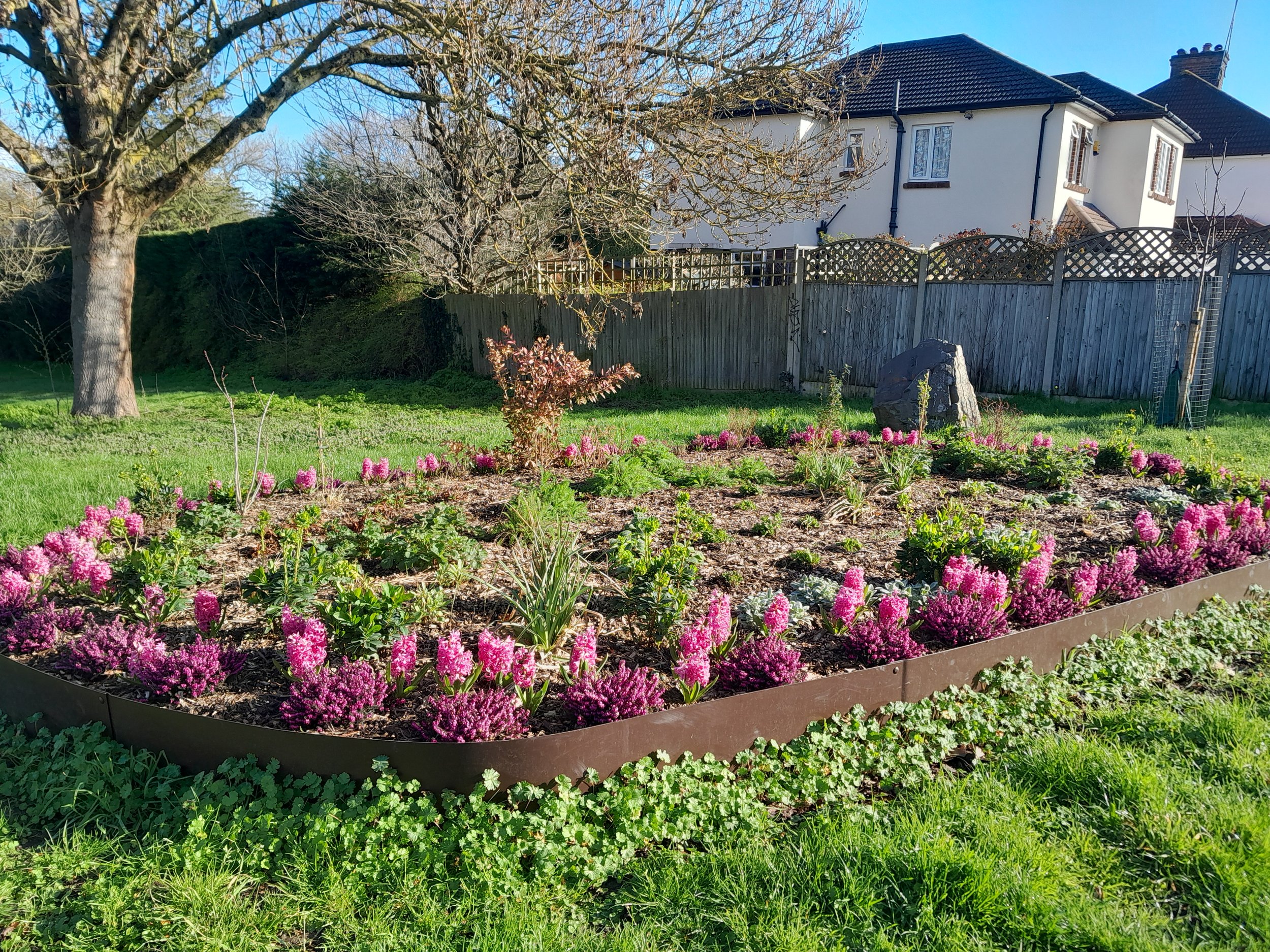 Suffolk Road bed, MAIN.jpg
