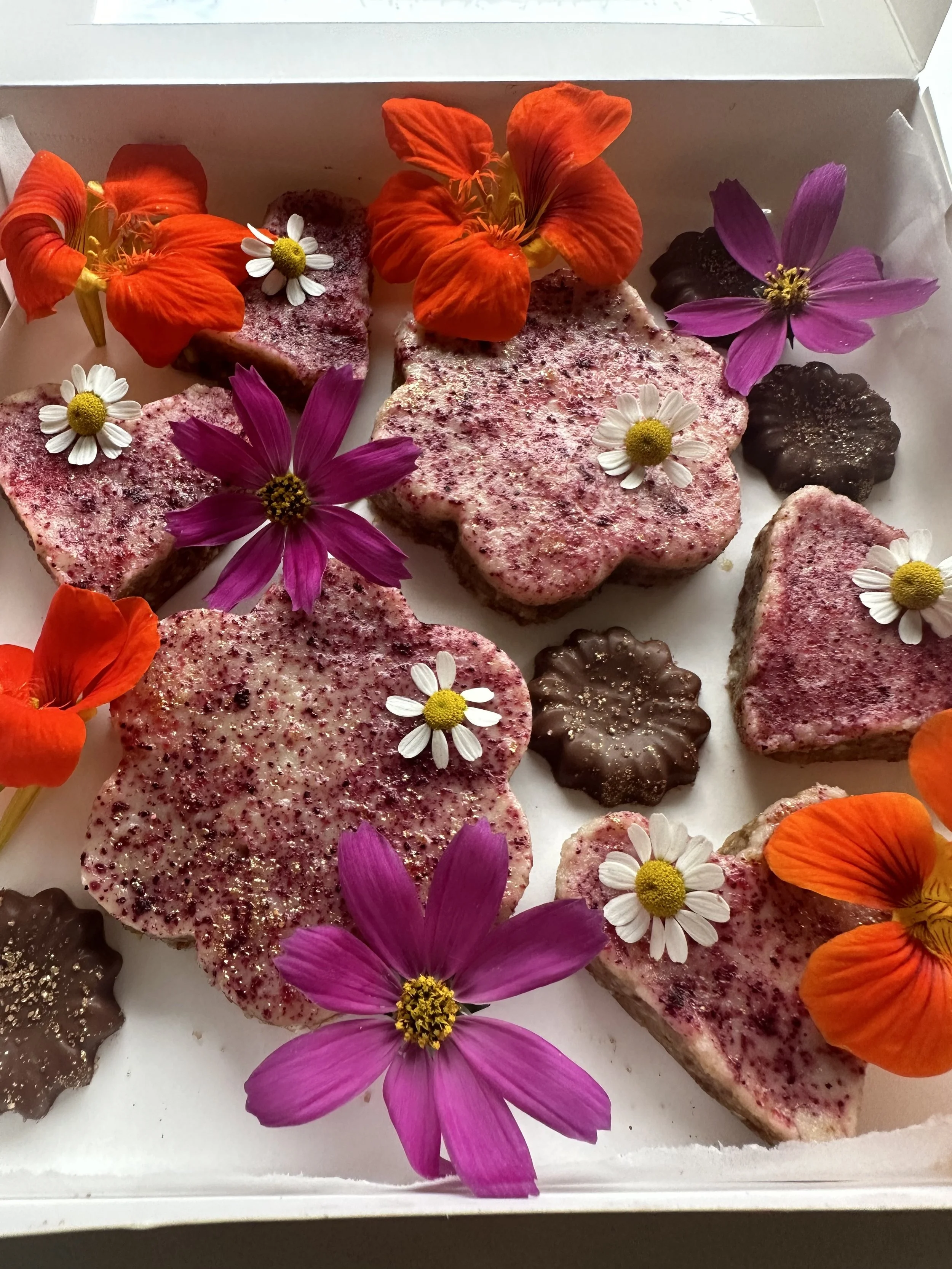 Mothers day box 3 .jpg