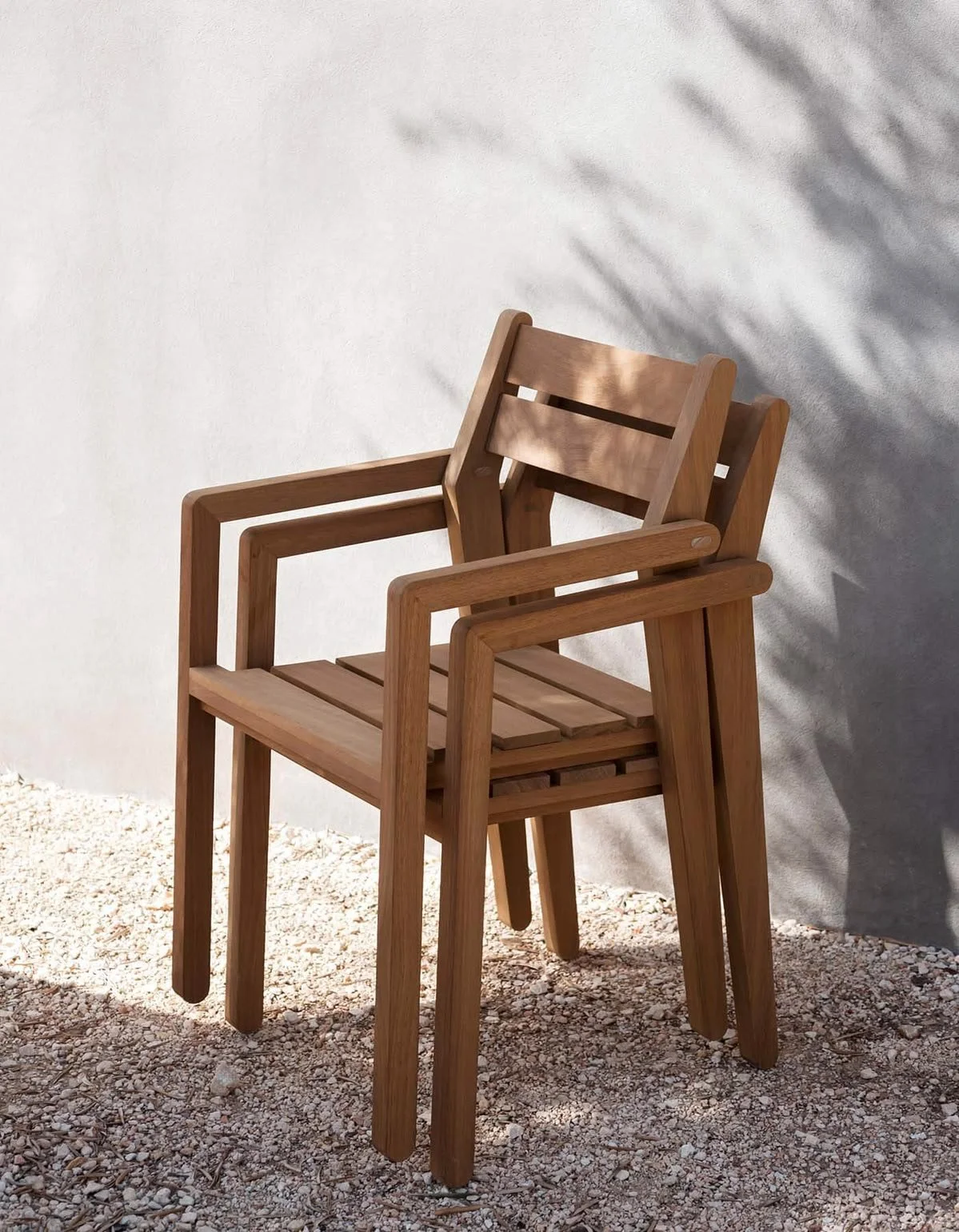 Lot de 2 chaises de jardin - 80 € [ ou 2 parts de 40€ ]
