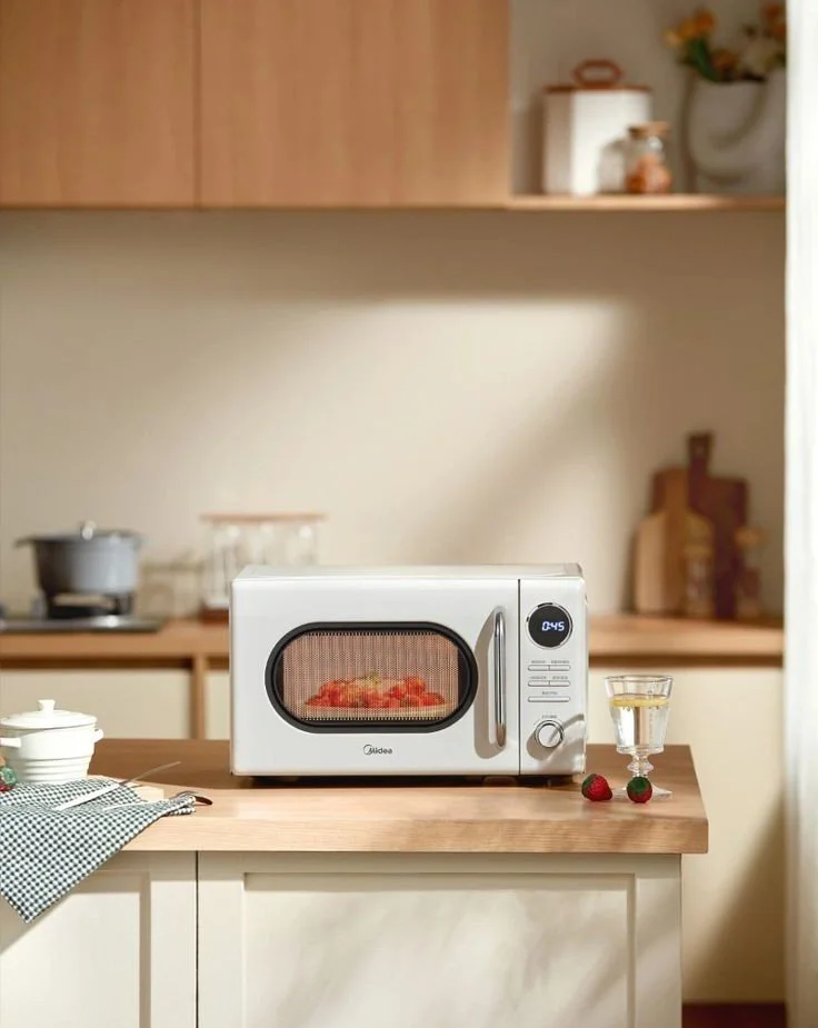 Micro ondes - 80€ [ ou 2 parts de 40€ ] 