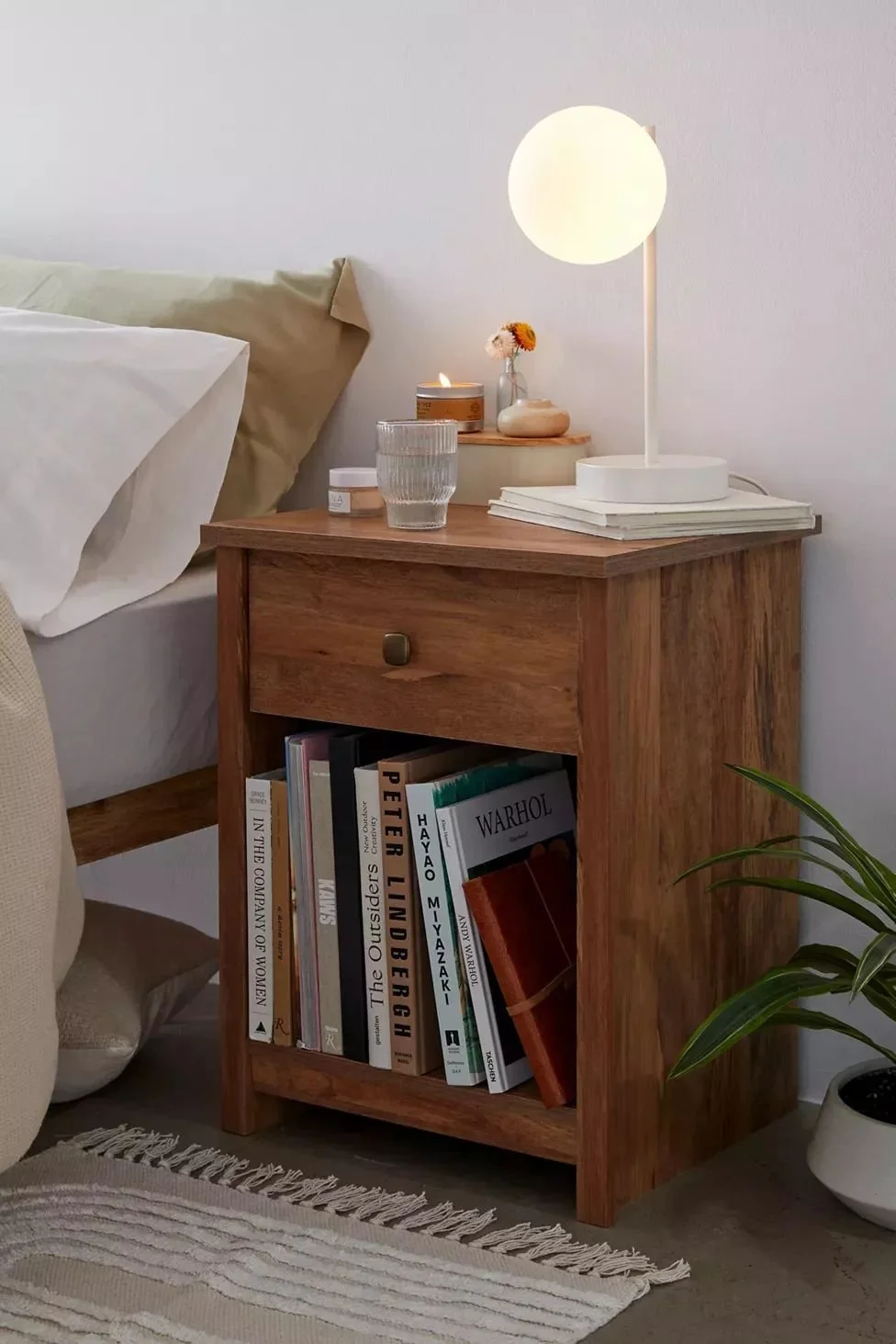 Table de nuit - 120€ [ ou 3 parts de 40€ ]