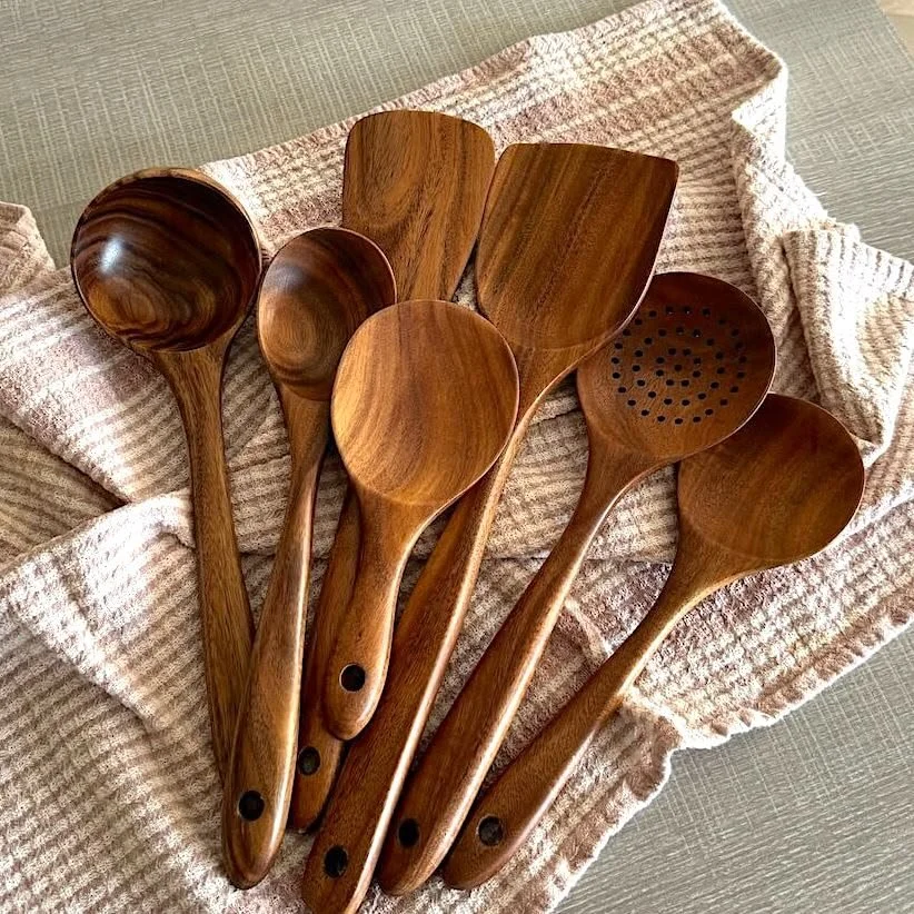 Lot de cuillères en bois - 40€